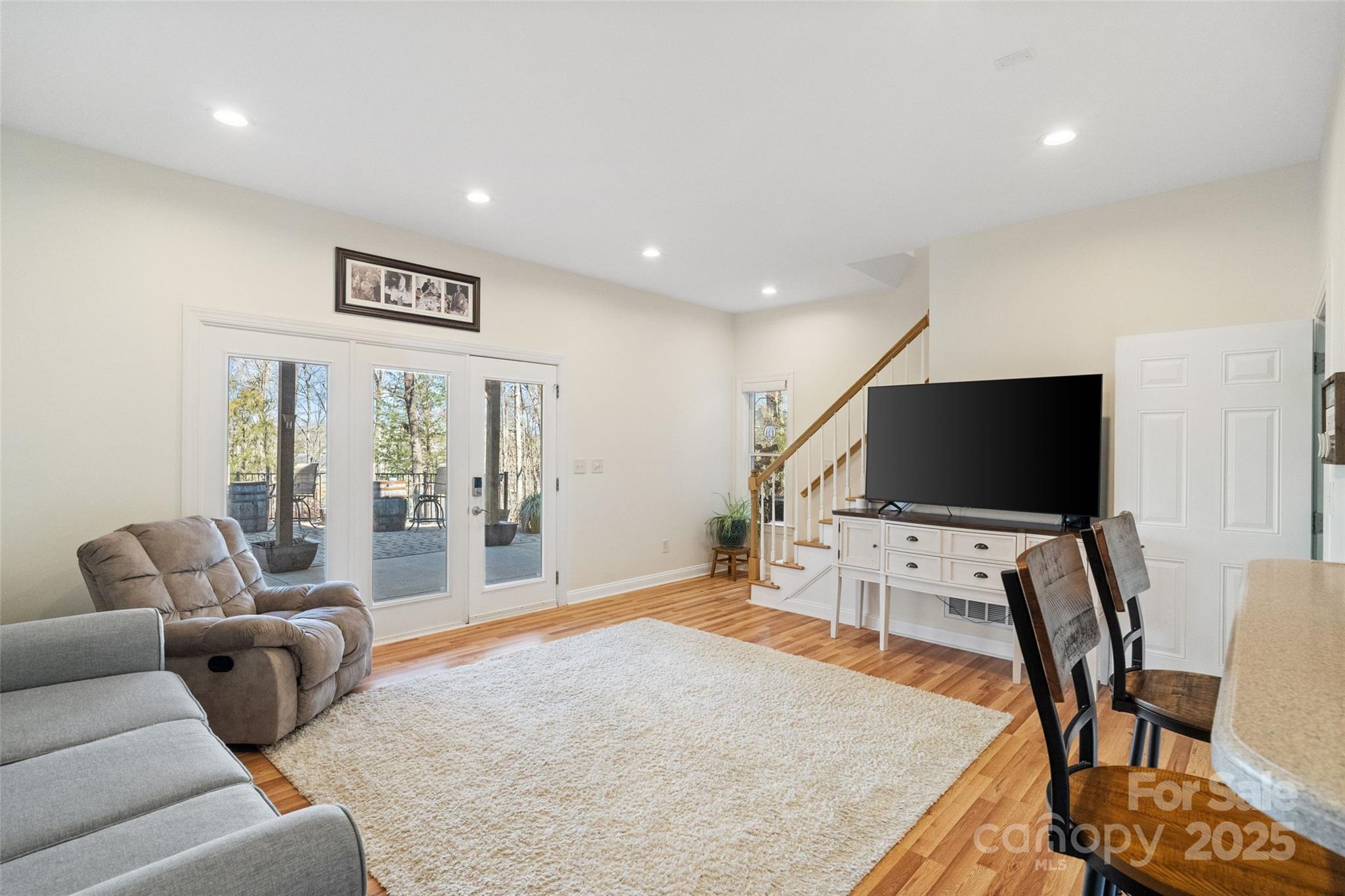 Mariners Bluff - Residential