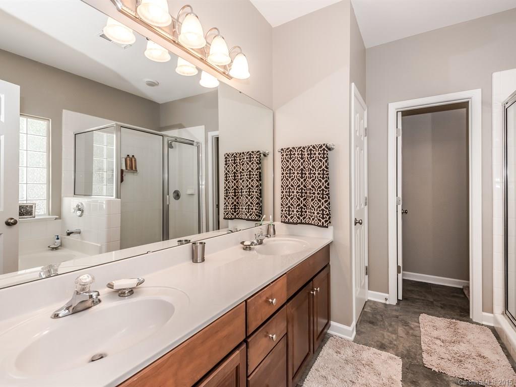 Lynnwood Farms - Residential