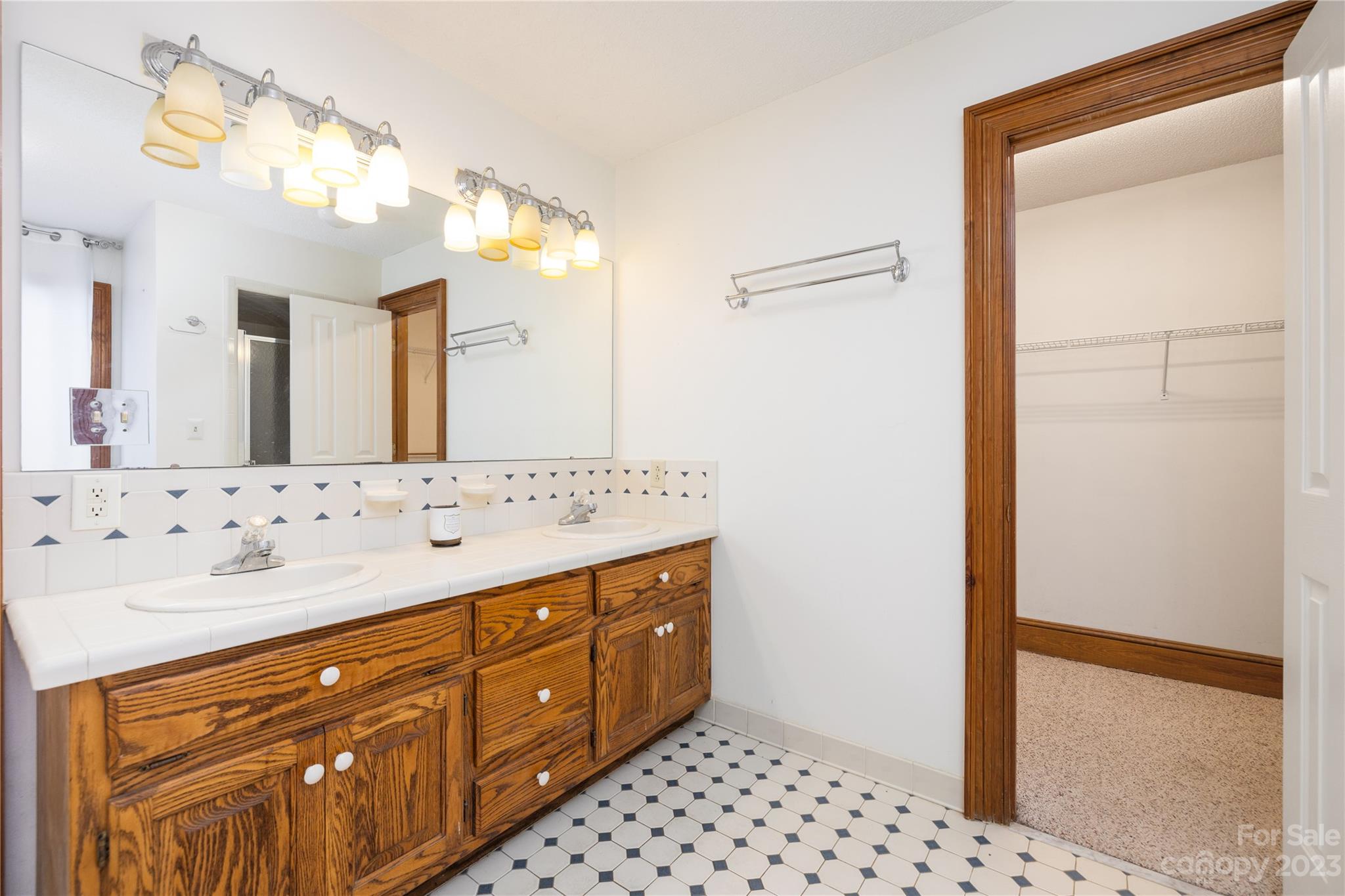 Lake Lee Estates - Residential