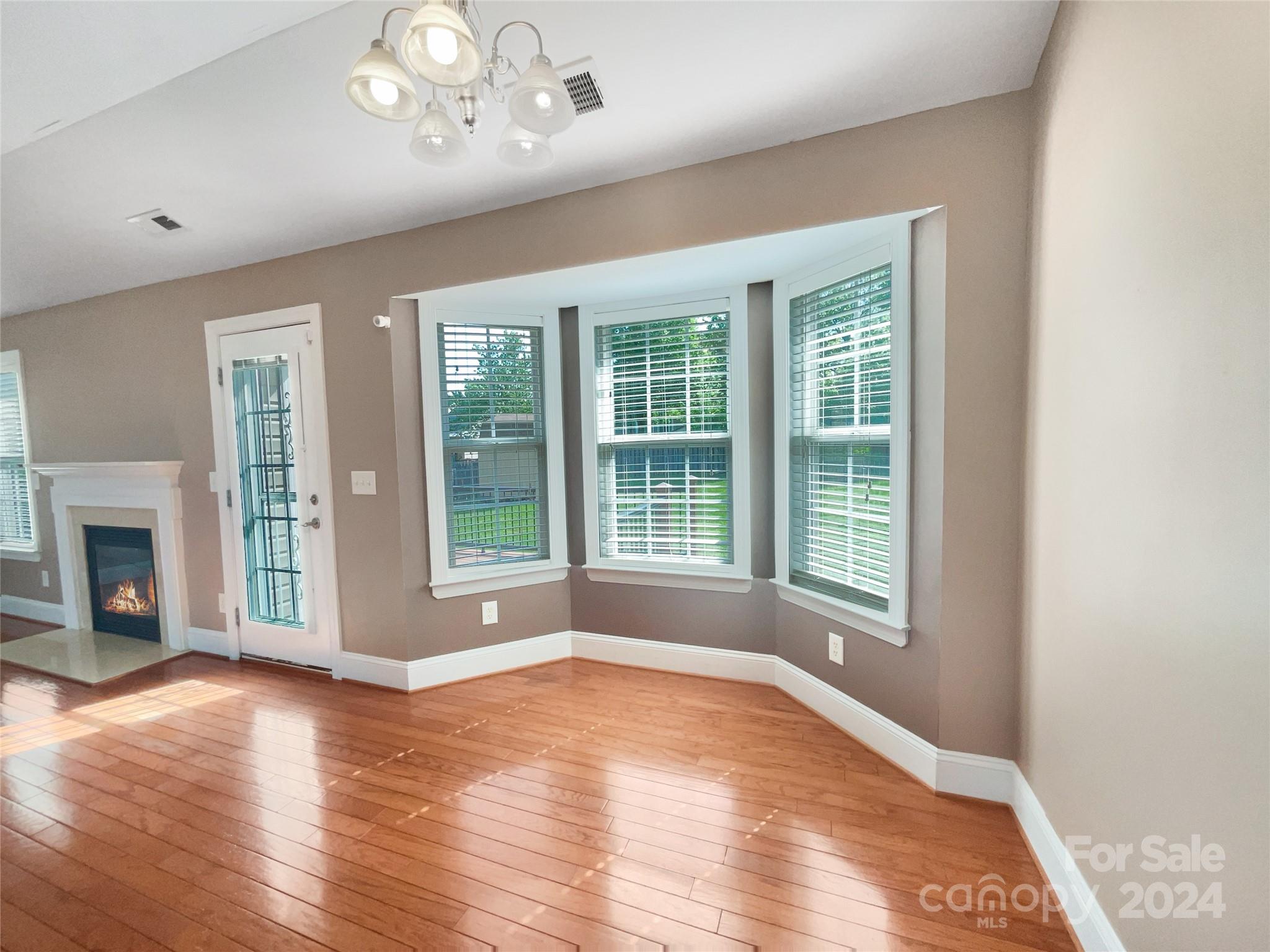 Autumn Cove At Lake Wylie - Residential