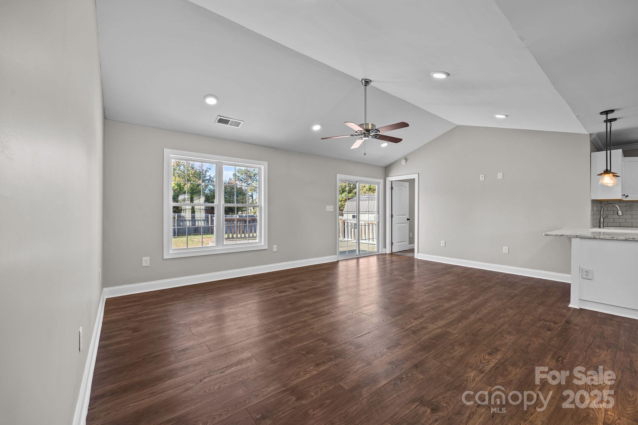 Crescent Terrace - Residential