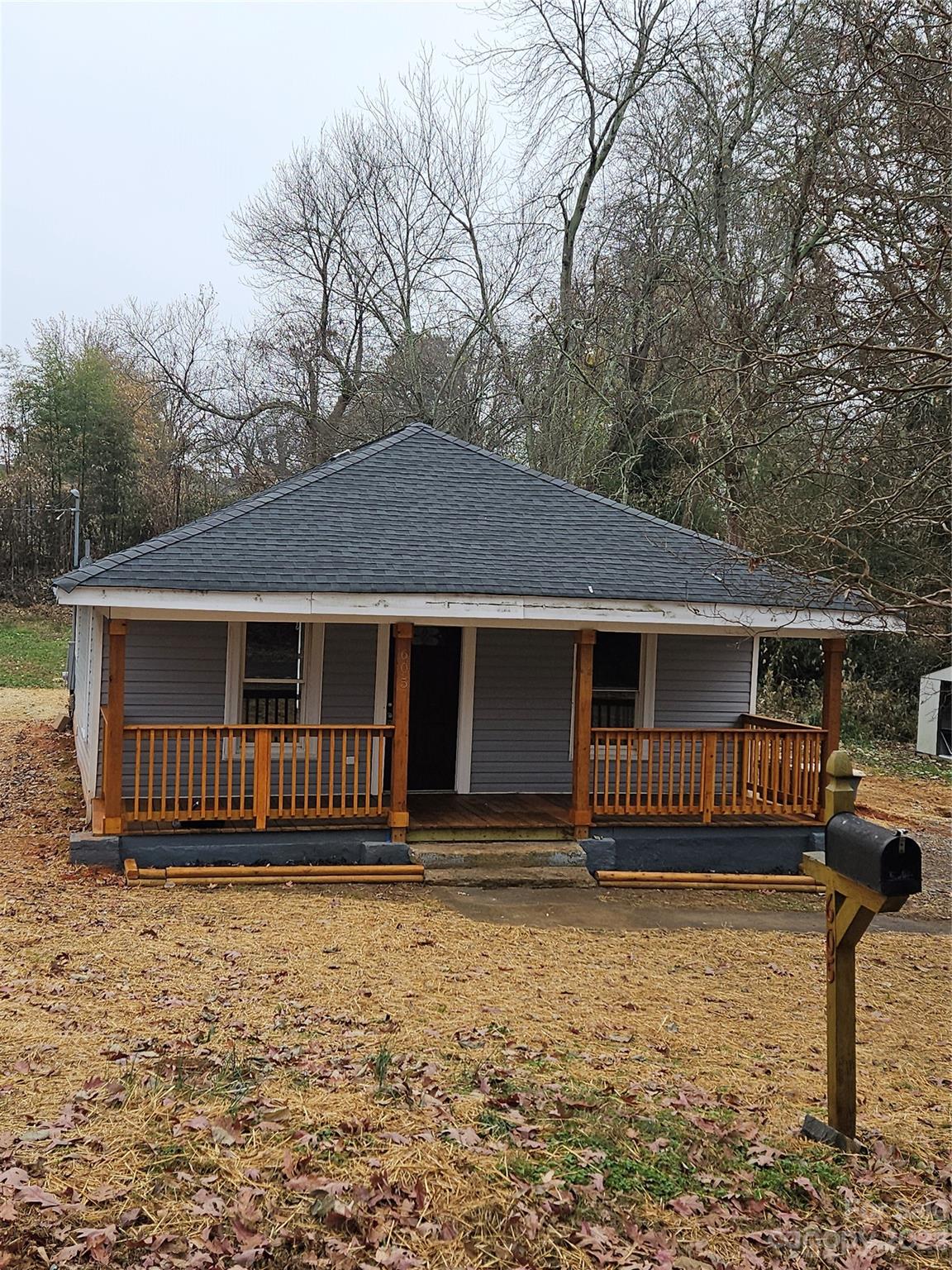 ATTENTION INVESTORS!! - 

This is a great home for first-time home buyers and/or investors looking to add to their portfolio. Property allows for ADU which could serve as a garage and additional rental income or Airbnb! 

Walk to downtown Kannapolis and be a part of the newly redeveloped downtown! Great shopping, eating, and ballpark for great family evenings! This 3 bedroom 1 bathroom home has been fully remodeled with new flooring, updated kitchen and bathroom, and a new HVAC system. Make this cozy house your home!!
