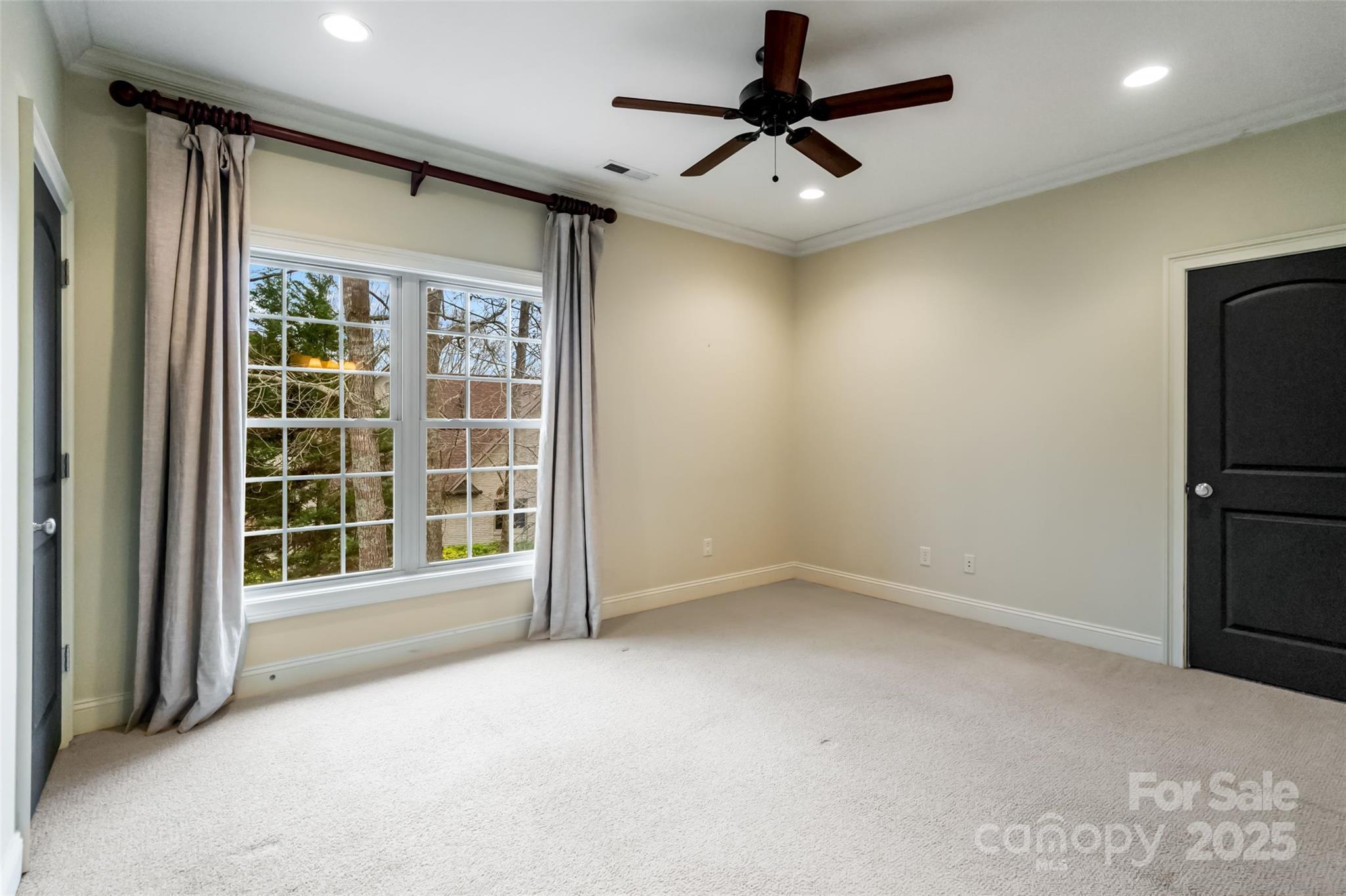 Meadow Lakes II - Residential