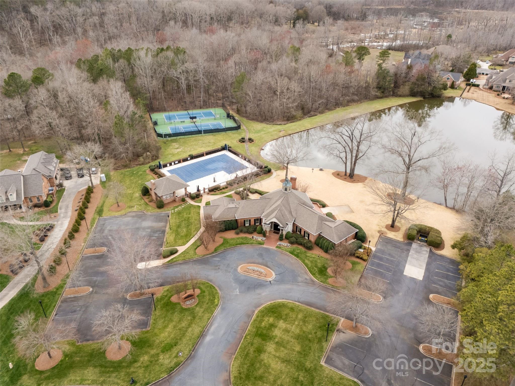 Meadow Lakes II - Residential