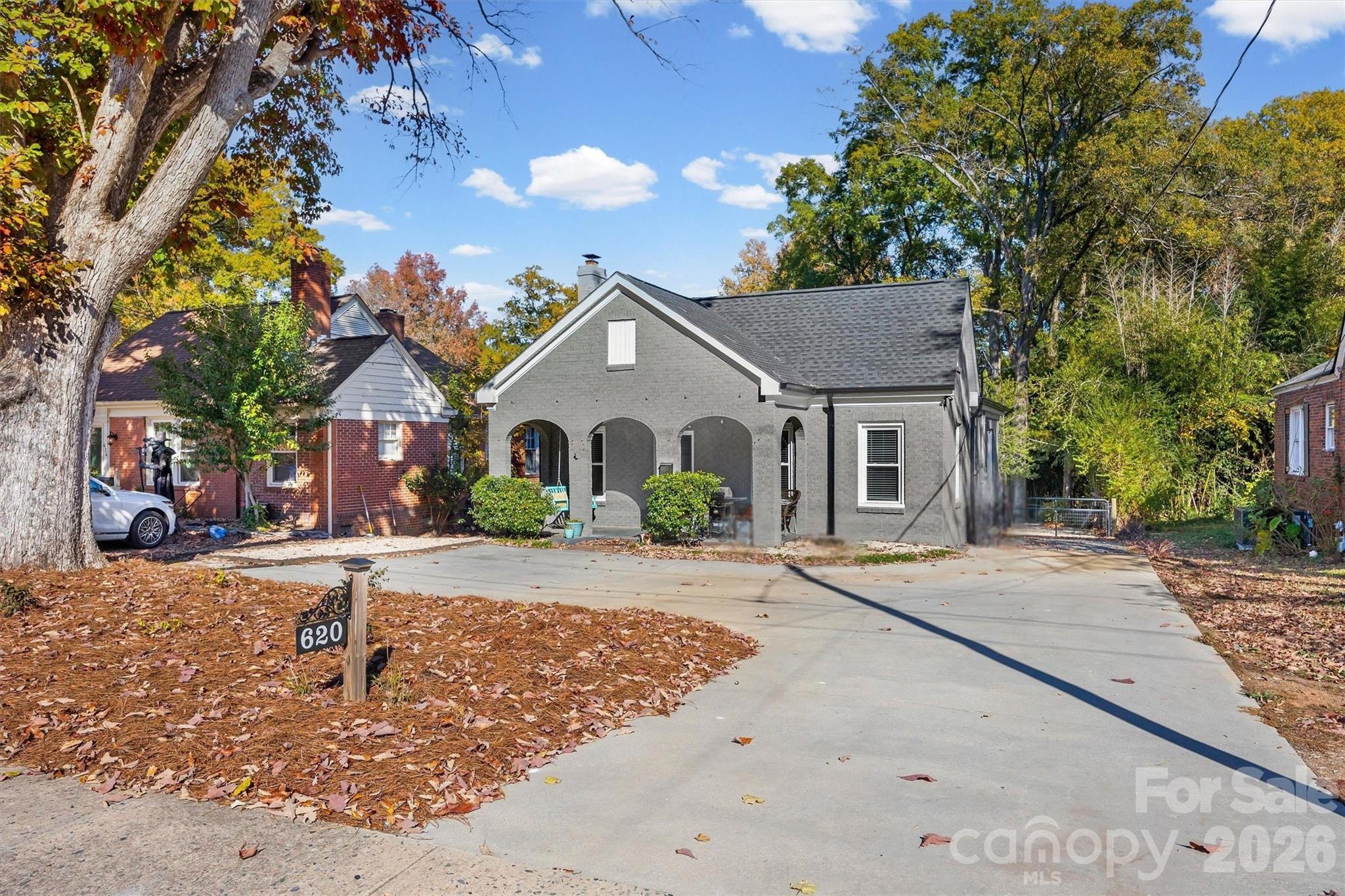 Just steps from Winthrop University, this recently updated 4-bedroom, 2-bath home blends classic character with everyday comfort. Hardwood floors add warmth, and the bright, open layout makes it easy to live in and easy to entertain. The kitchen flows right into the main living space, perfect for weeknight dinners or having friends over. Just off the kitchen, you'll find a true butler’s pantry, ideal for extra prep space, coffee bar setup, or storage for small appliances. It’s one of those features you don’t realize you need until you have it.
Out back, enjoy a fully fenced yard with a patio ready for coffee in the morning or grilling in the evening. Brick and vinyl exterior means low maintenance.
Whether you’re looking for a primary residence close to campus or an investment opportunity near Winthrop University, this property checks the boxes. With four bedrooms and two full baths, there’s flexibility for student housing, room rentals, or long-term tenants all in a location that consistently stays in demand.
If you’ve been waiting for something near Winthrop University with space and updates, this is the one.