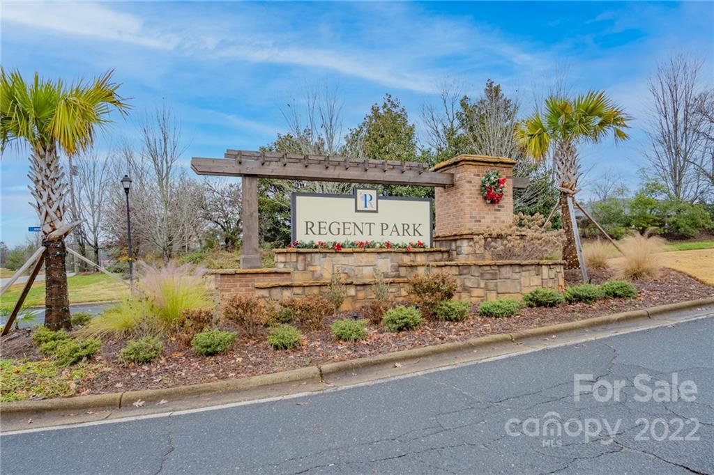Barclay Woods Townhomes - Residential