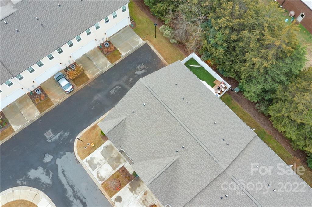 Barclay Woods Townhomes - Residential