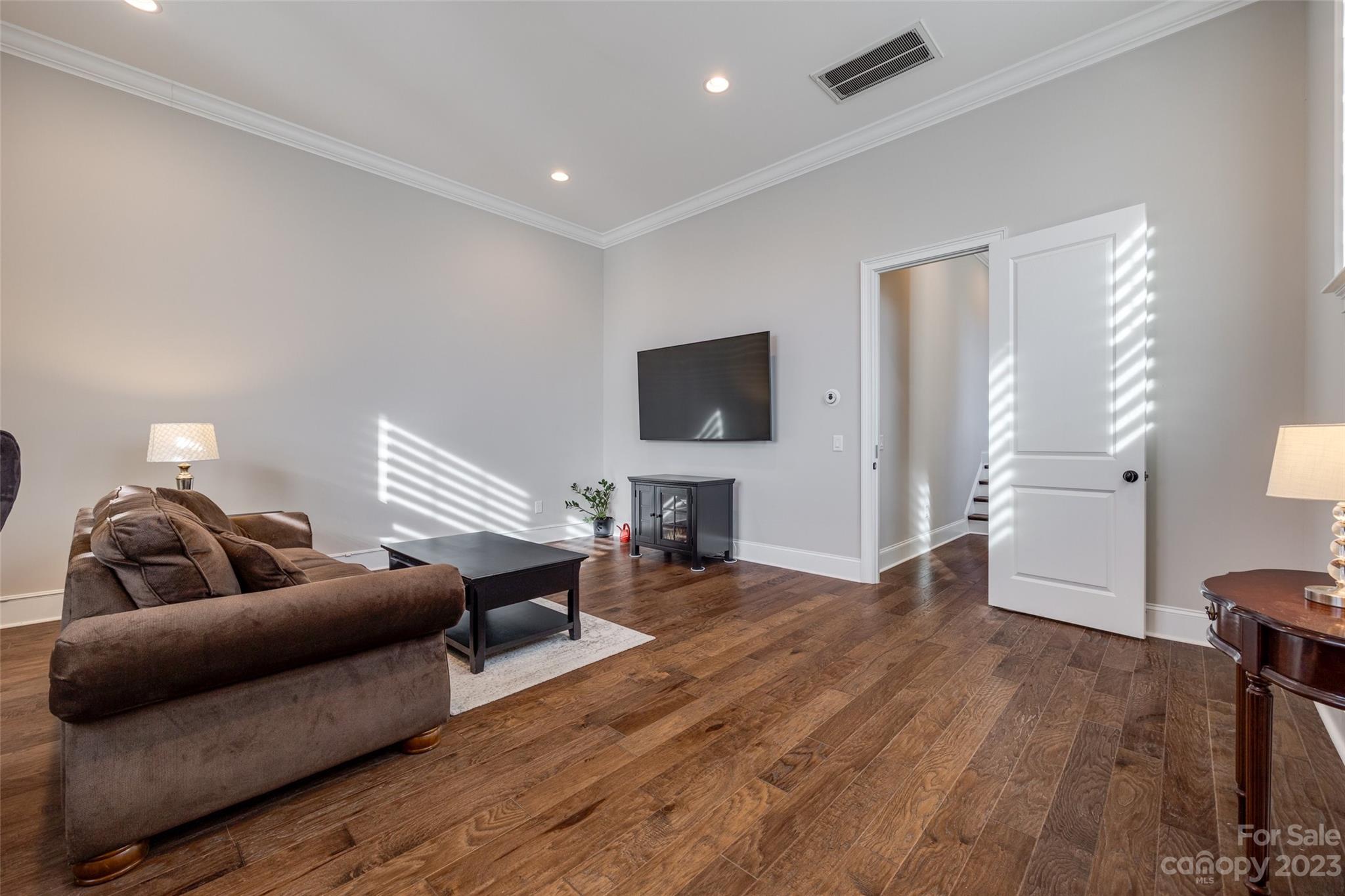 Ladera - Residential