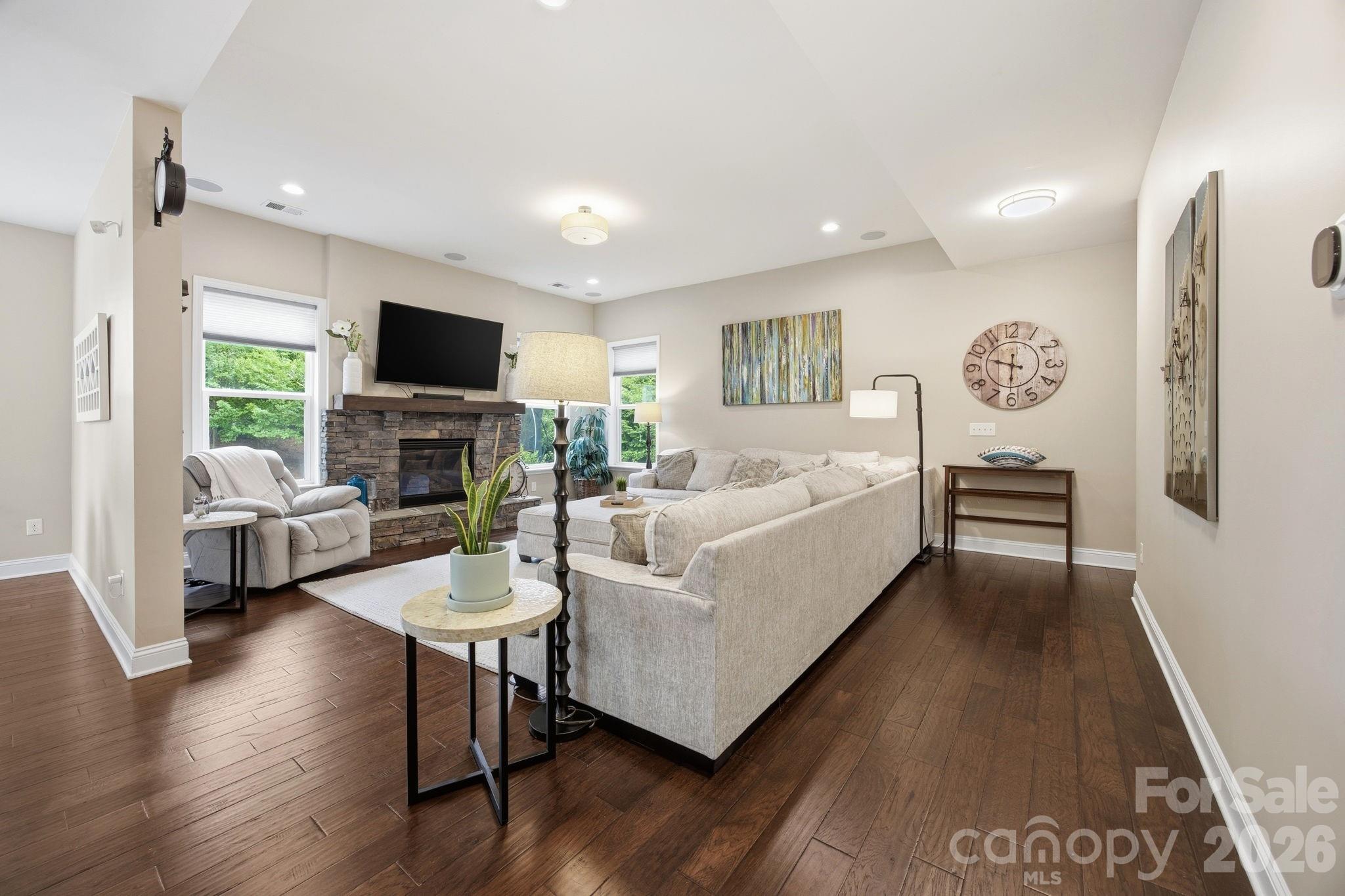 Bridge Pointe - Residential