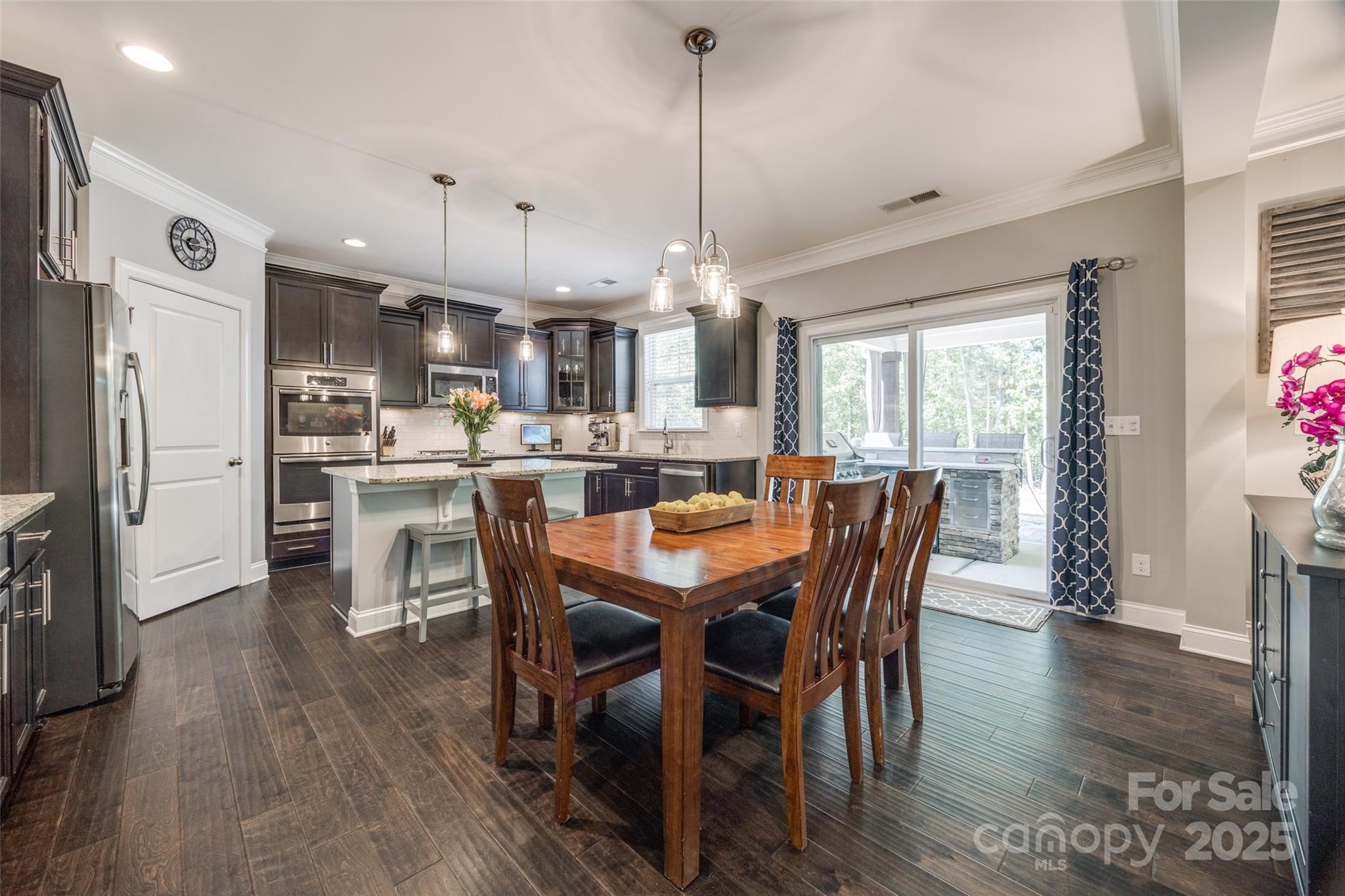 Lake Ridge - Residential