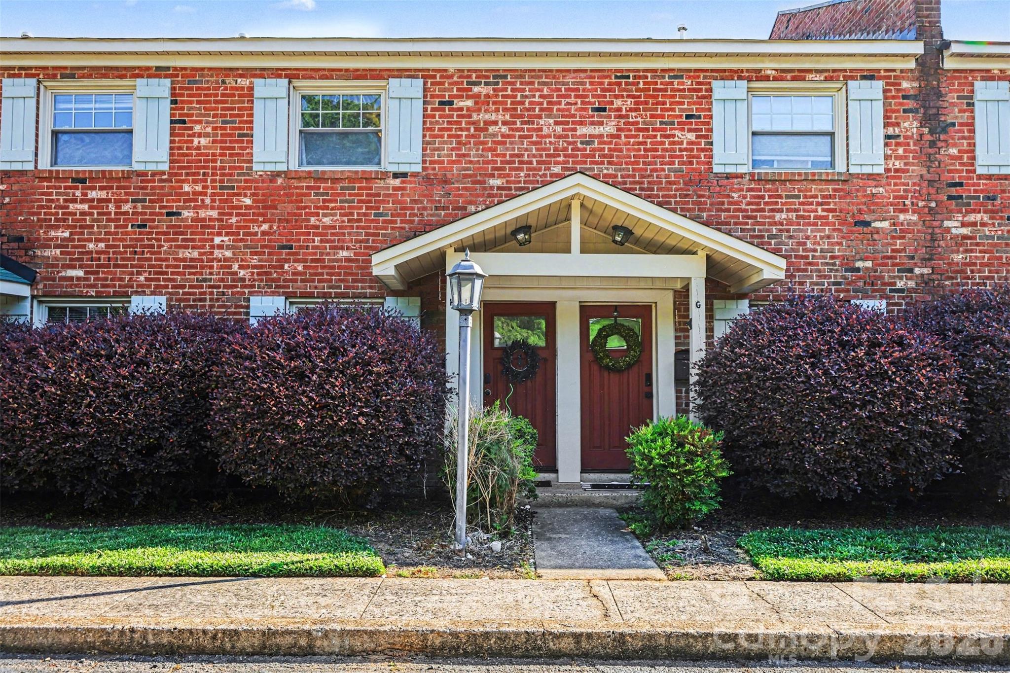 Jamestowne Commons - Residential