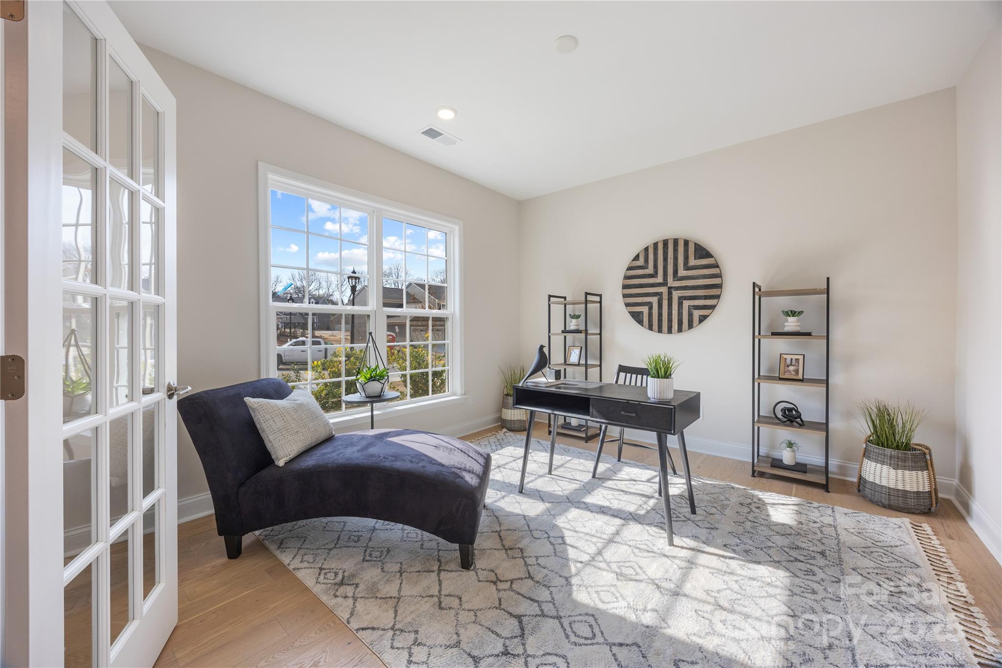 Patterson Pond - Residential