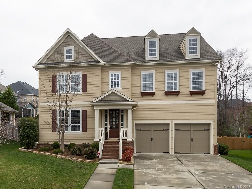 Immaculate move-in-ready home in sought after Bridgemill with SC taxes & schools. Open floor plan includes spacious kitchen with extensive cabinets, large island, SS appliances, gas cooktop, walk in pantry and more. 2nd floor luxurious owners suite with tray ceiling, dual closets, MBA w/sep shower & garden tub.  Spectacular screened porch leads to outdoor kitchen and lg private yard perfect for entertaining. Cul de sac lot in great neighborhood minutes from shopping, entertainment & dining!!