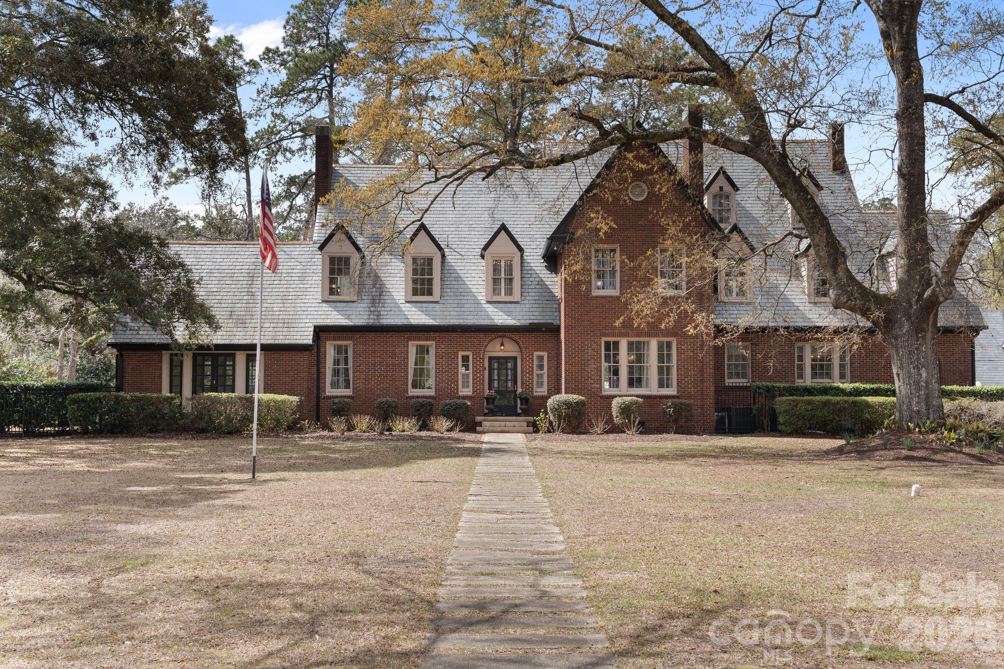 Pinewood Circle - Residential