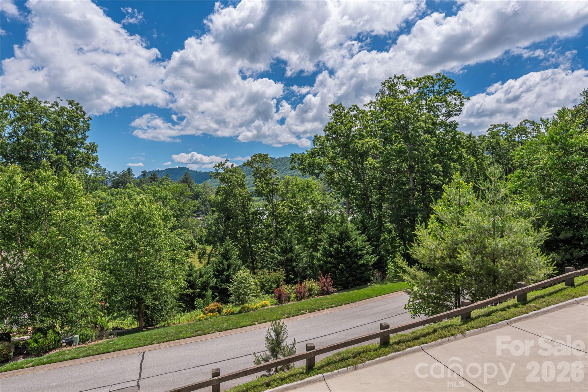 Robinson Creek - Residential