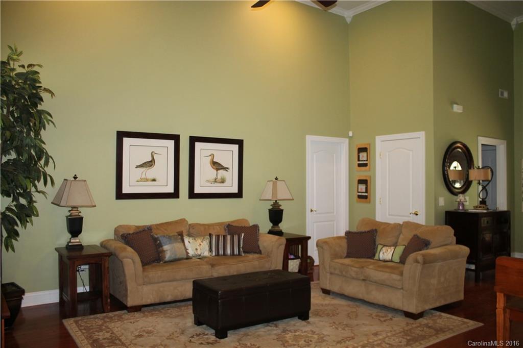 Forest Lakes - Residential