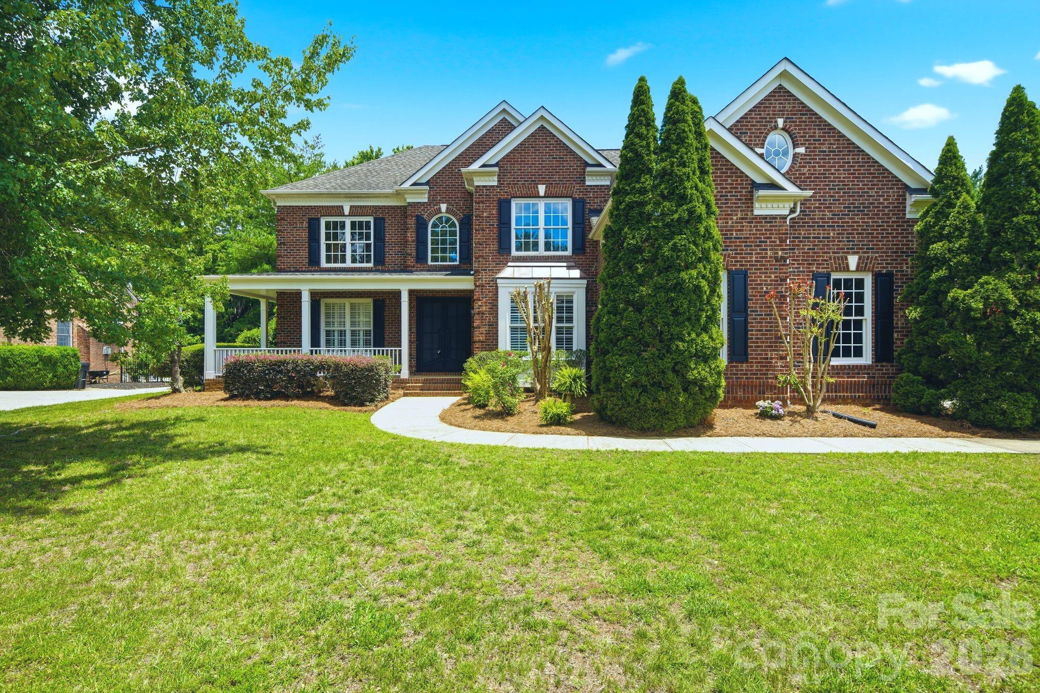Country Club Estates - Residential