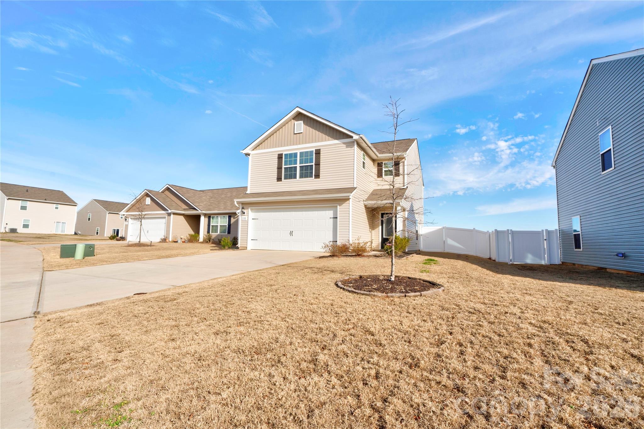Pinnacle Estates - Residential