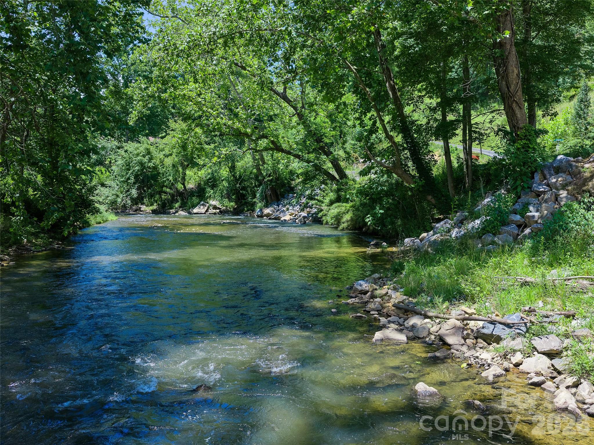 Cane River Hamlet - Land