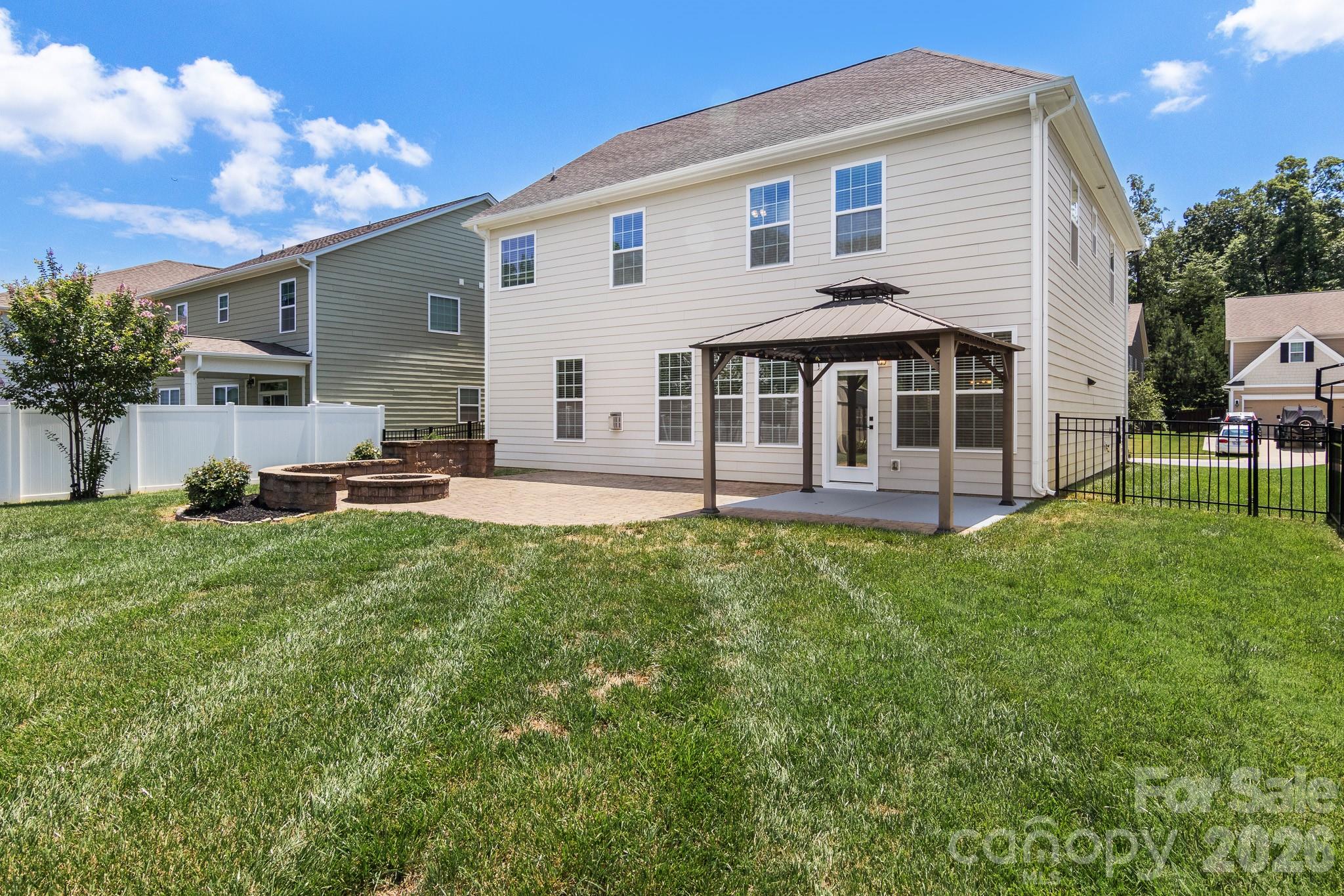 Covington at Lake Norman - Residential