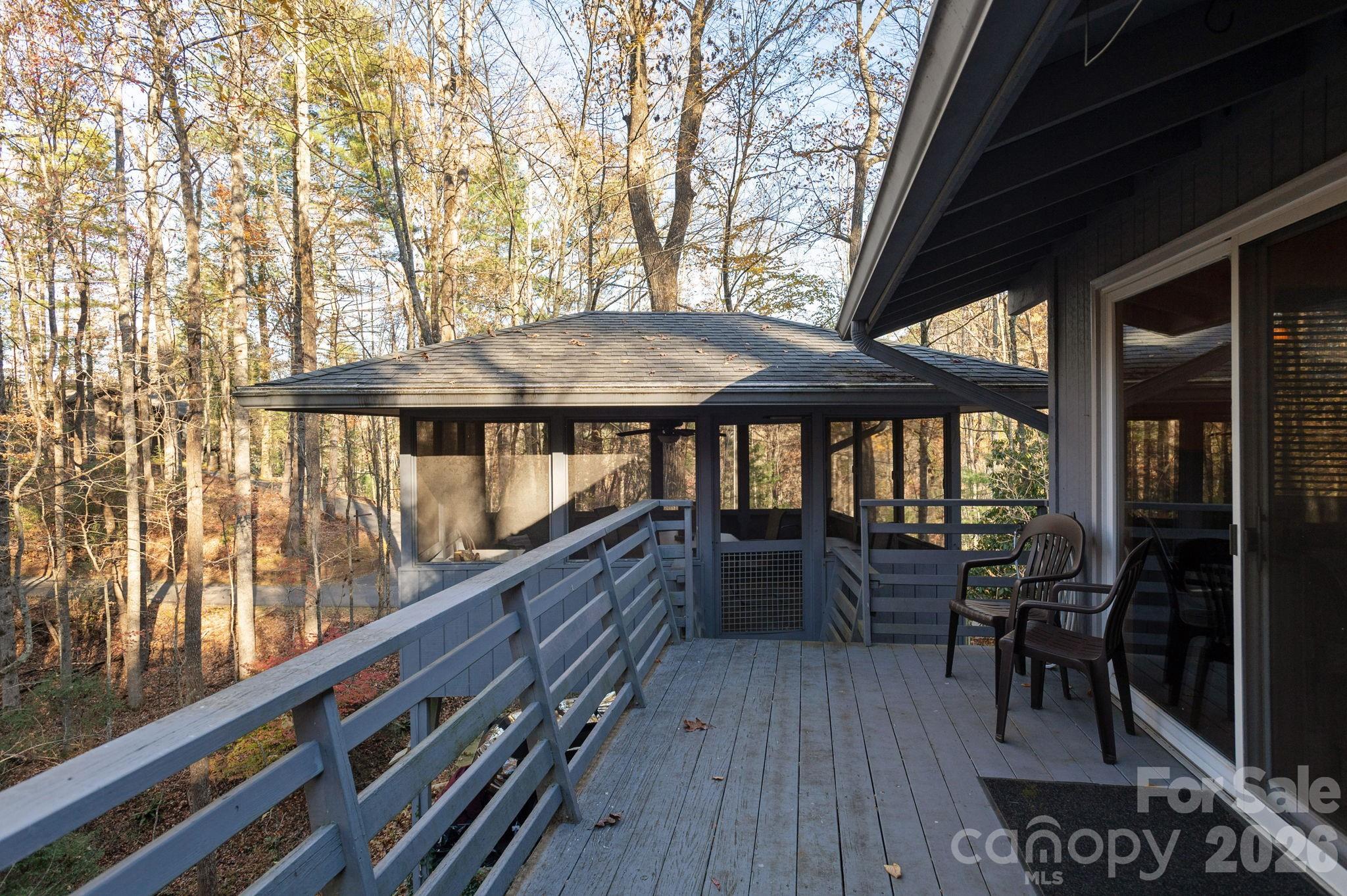 Sherwood Forest - Residential