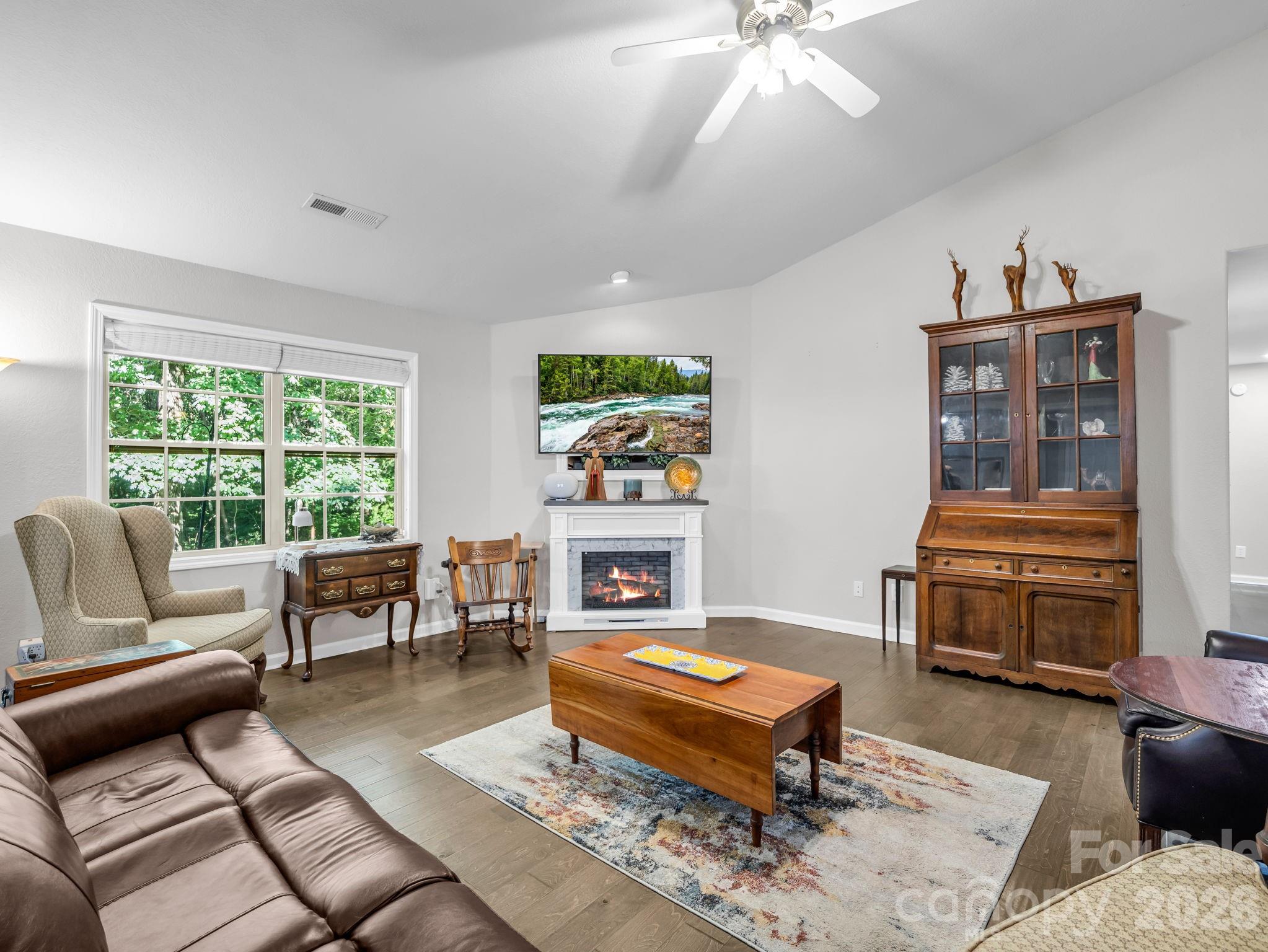 Rumbling Bald on Lake Lure - Residential