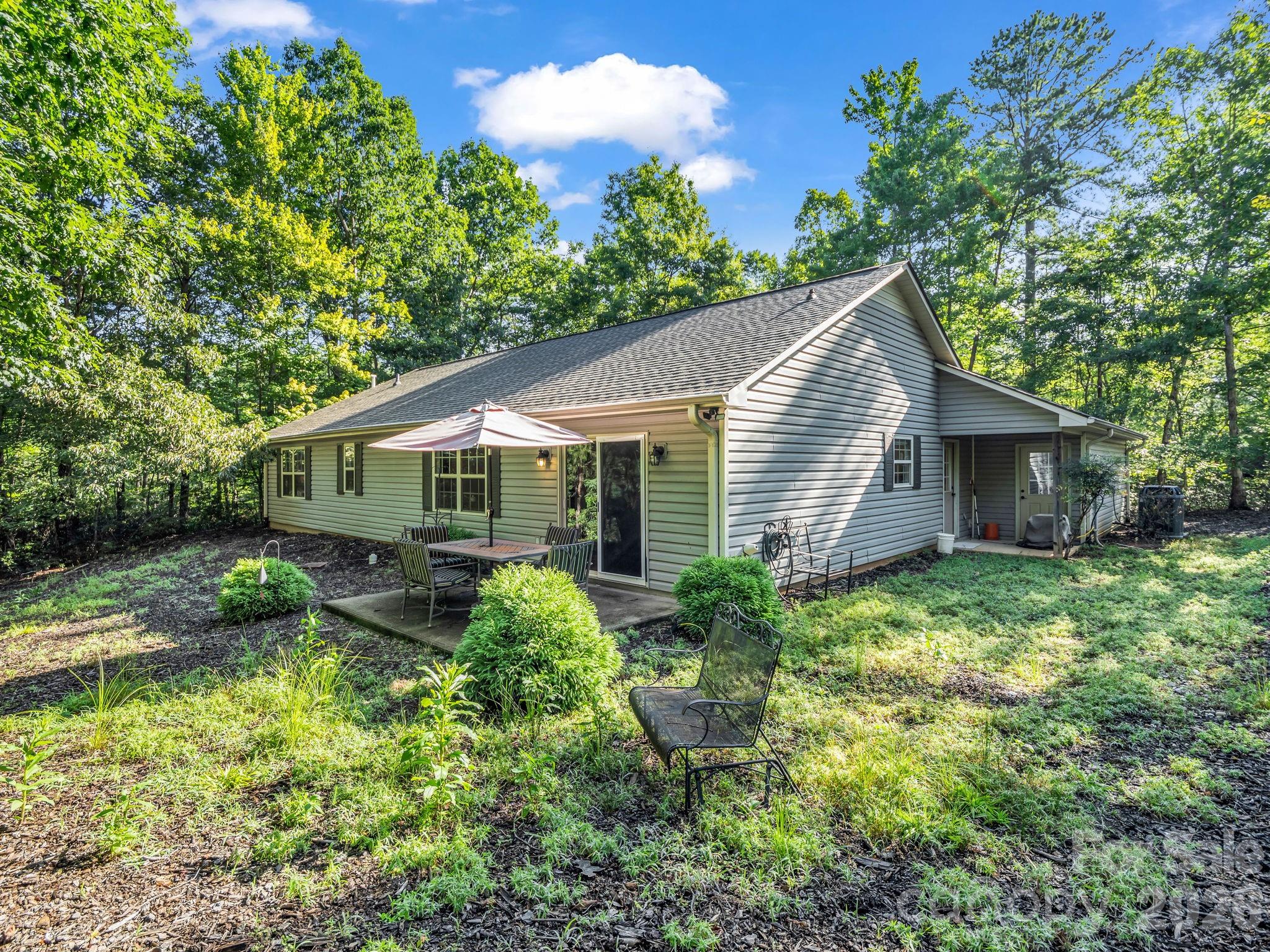 Rumbling Bald on Lake Lure - Residential