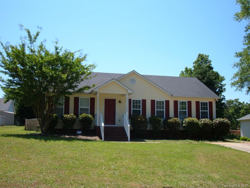 Cute as Button! 3 bedrooms / 2 baths, split floor plan with Granite counter tops in kitchen with stainless steel dishwasher, microwave & refrigerator & range.  Large great room w/fireplace & Laminate floor. New Ceramic tile in both bathrooms. Raised Granite counter tops in both bathrooms. Deck leading out to the adorable fenced-in yard. Move in ready. Home comes with 1 year home warranty.