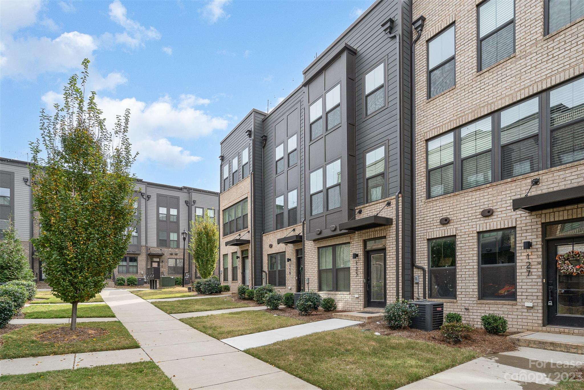 Southend is calling your name! Welcome to Tremont Square, this perfectly located townhome is convienent to all Southend has to offer. This 3 bedrooms, 3.5 bath immaculate property with garage and rooftop terrace is now available for lease. Refrigerator, washer, and dryer included in lease as well as water and sewer.