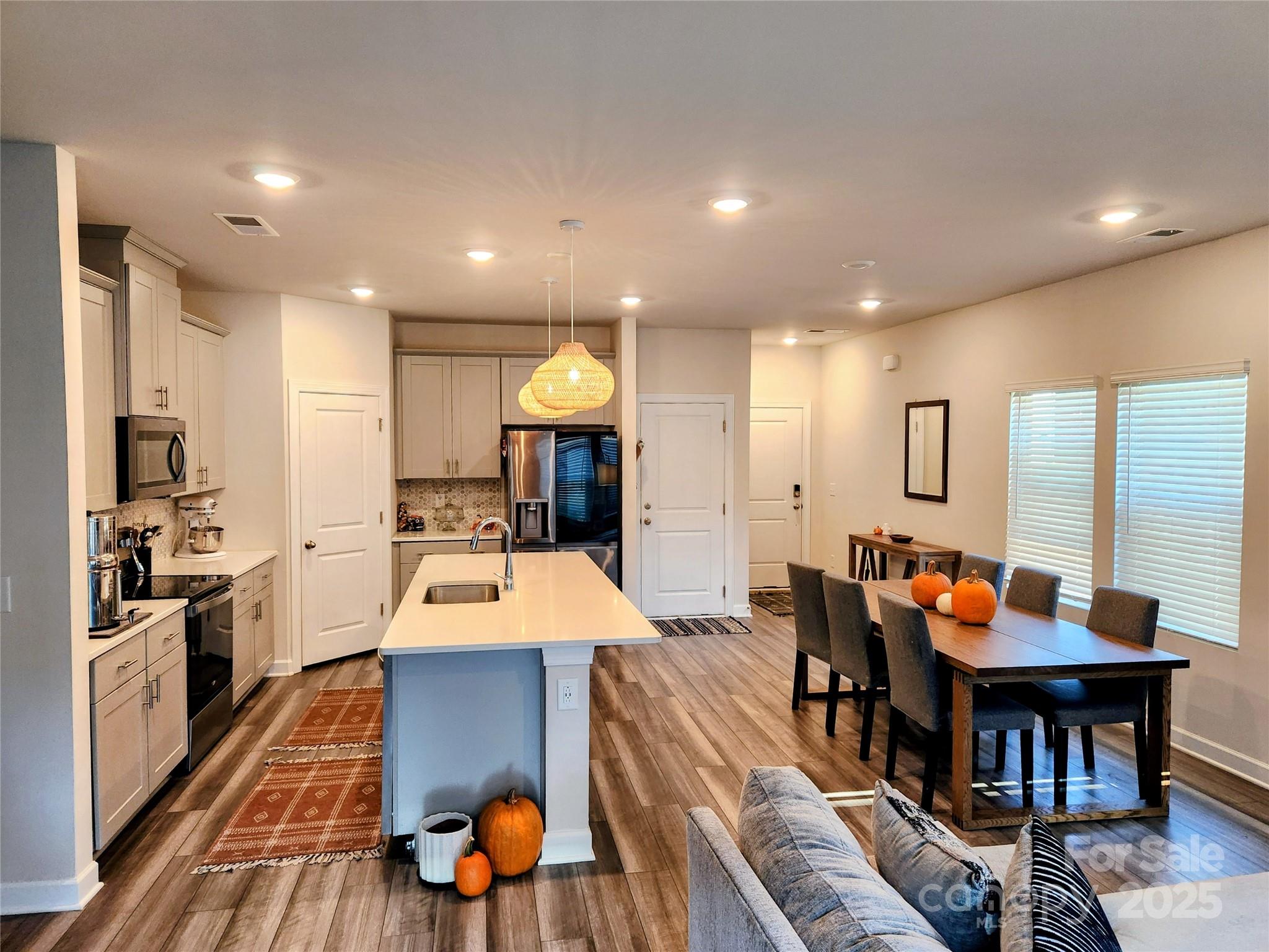 Georgetown Crossing - Residential