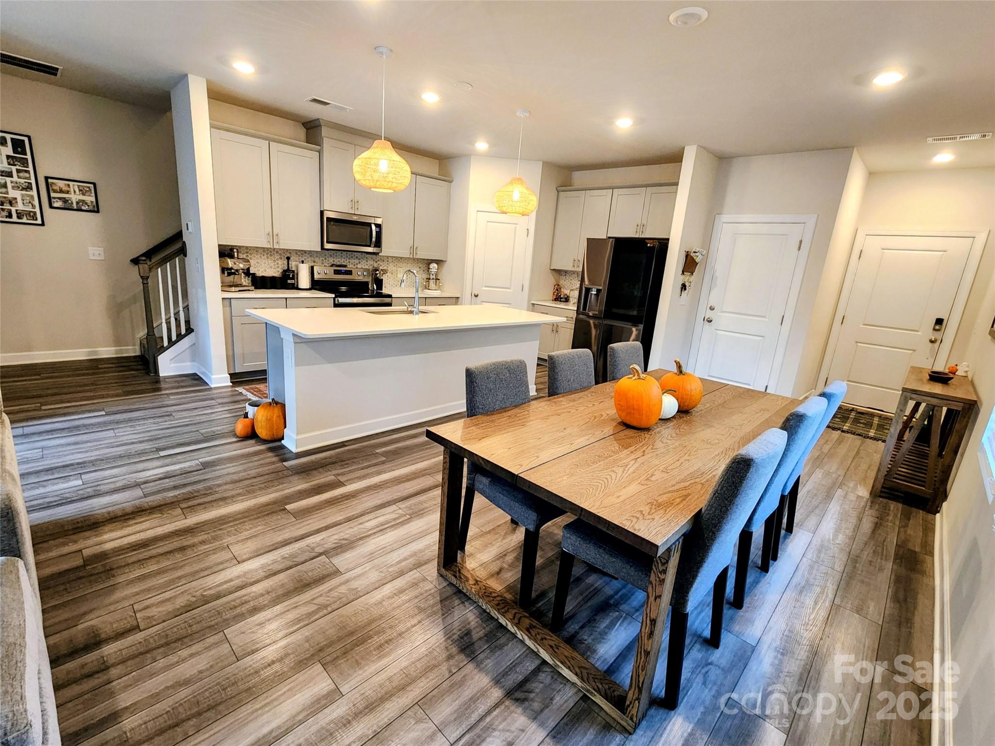 Georgetown Crossing - Residential