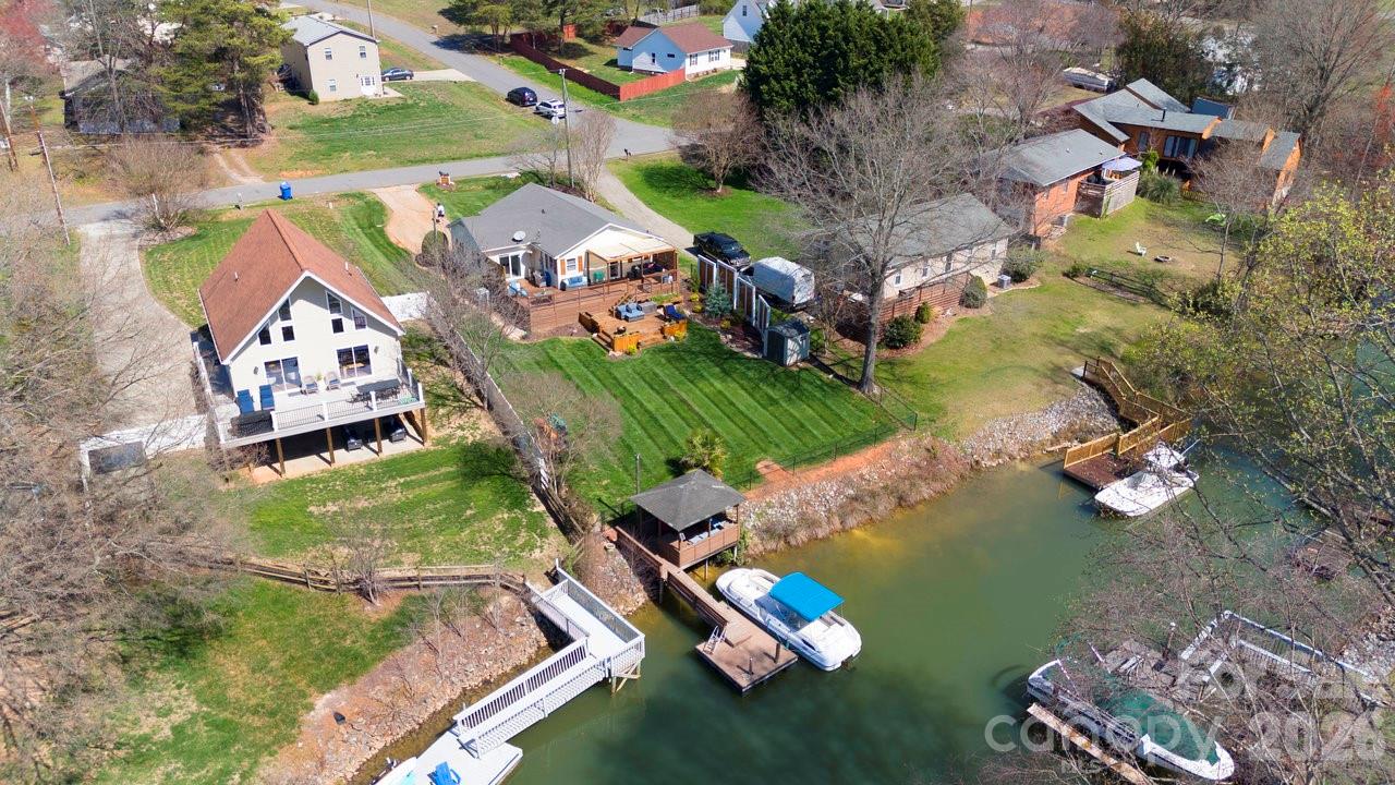 Commodore Peninsula - Residential