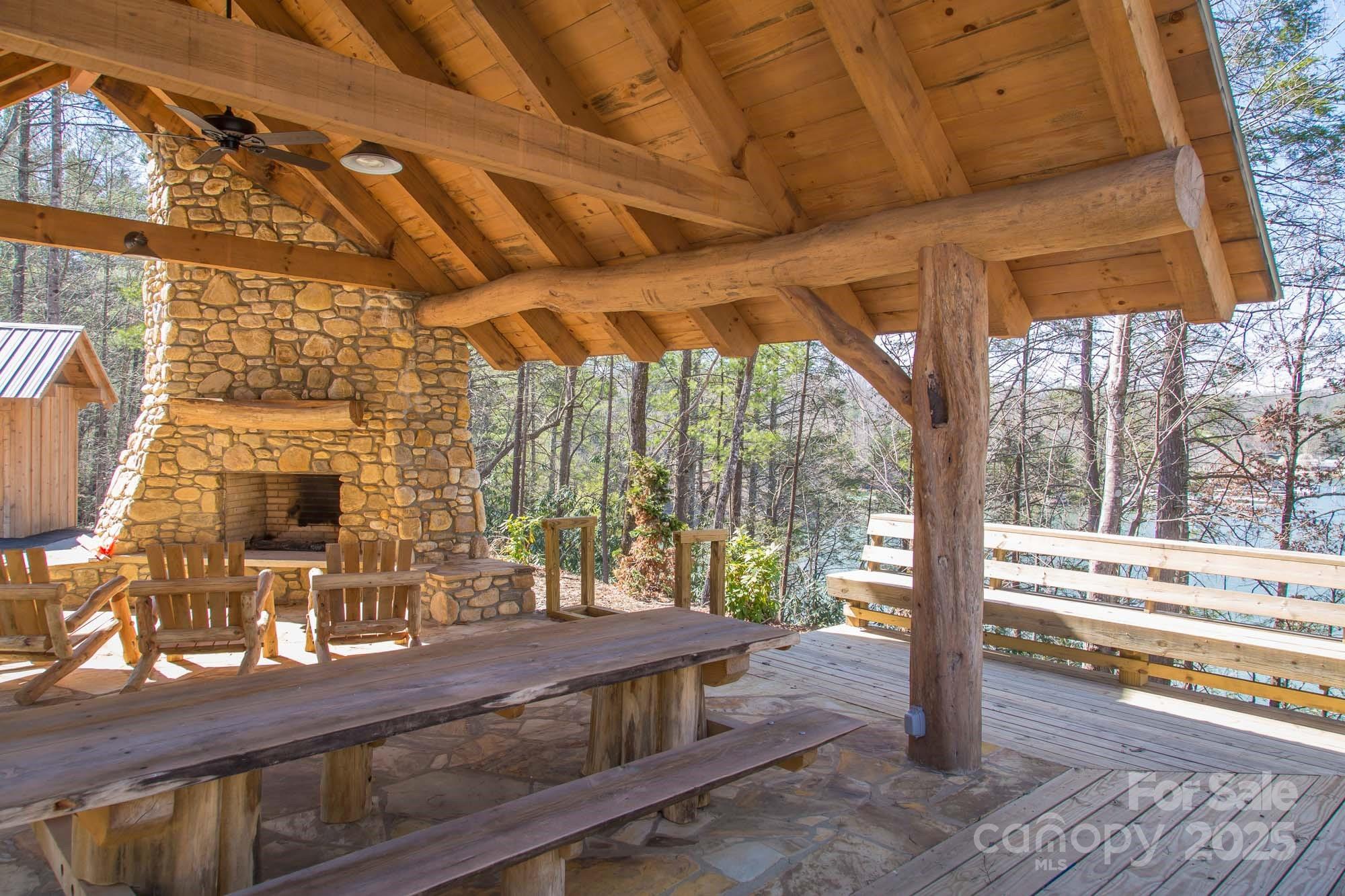 THE ARBOR AT LAKE JAMES - Land