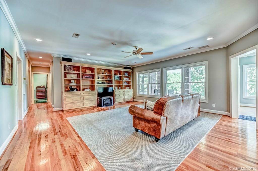 Seven Coves - Residential