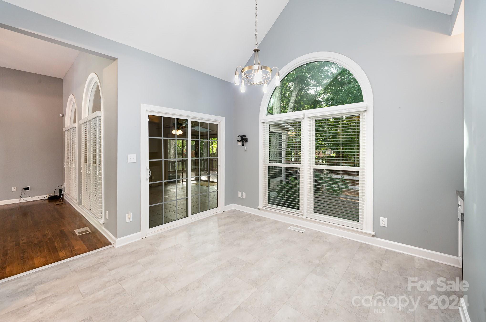 Hunters Gate - Residential