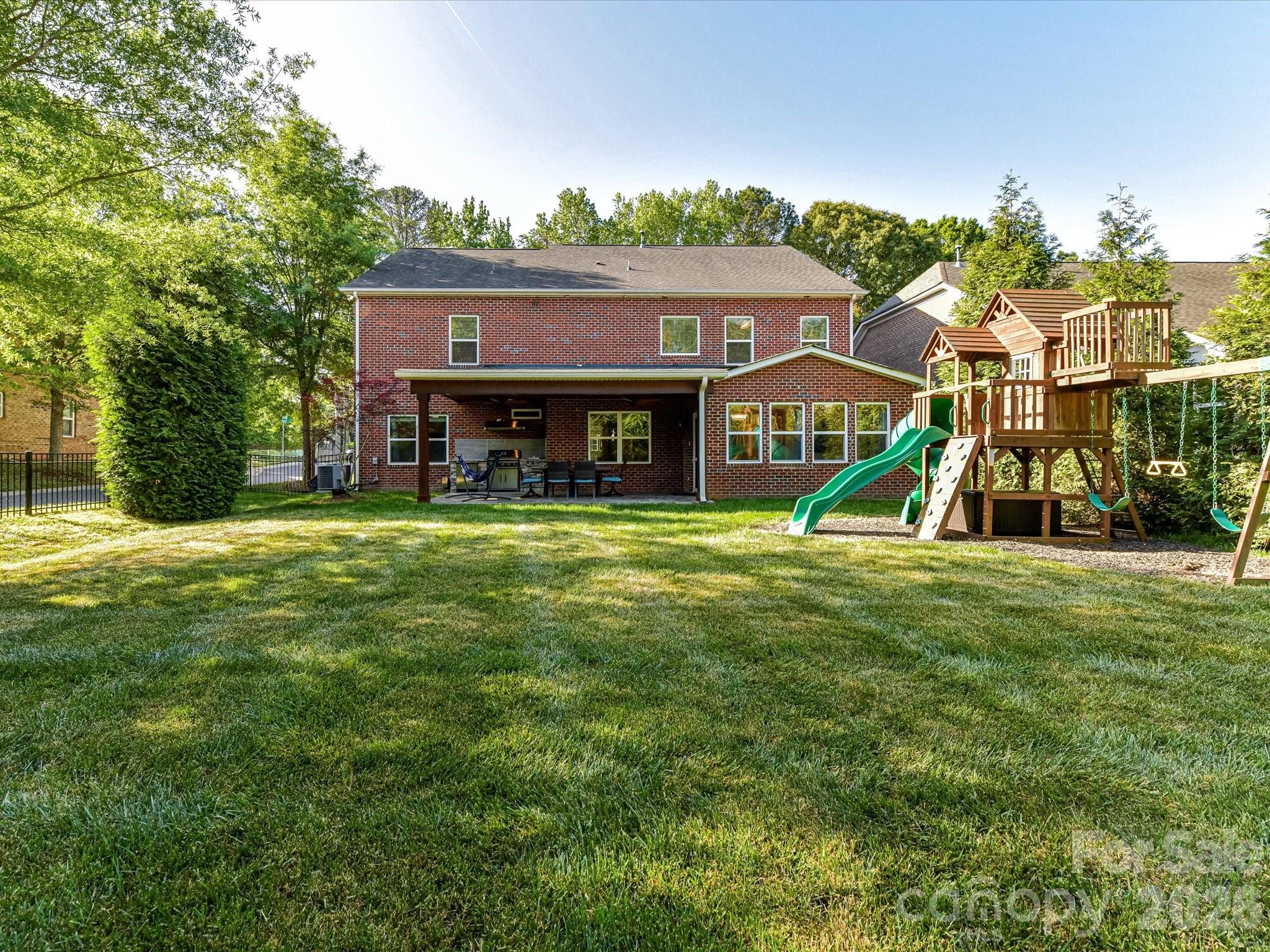 Sardis Crest - Residential