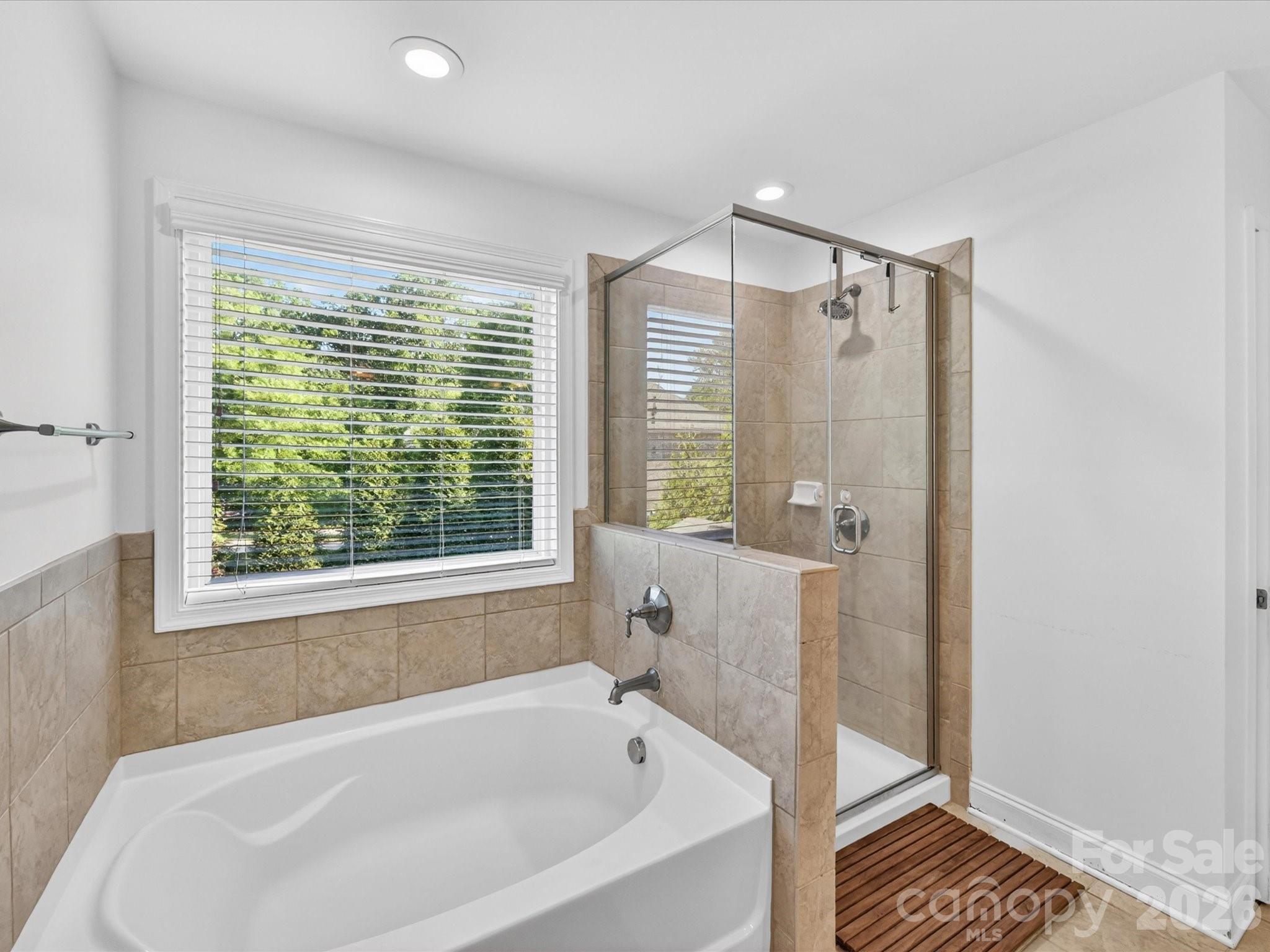 Sardis Crest - Residential