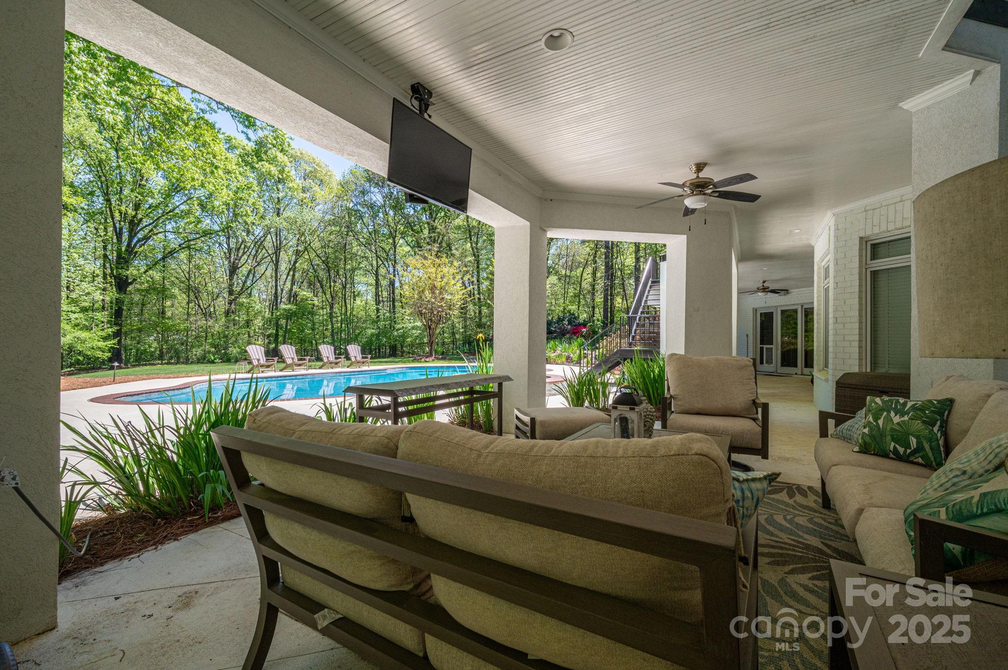 Quail Hollow - Residential