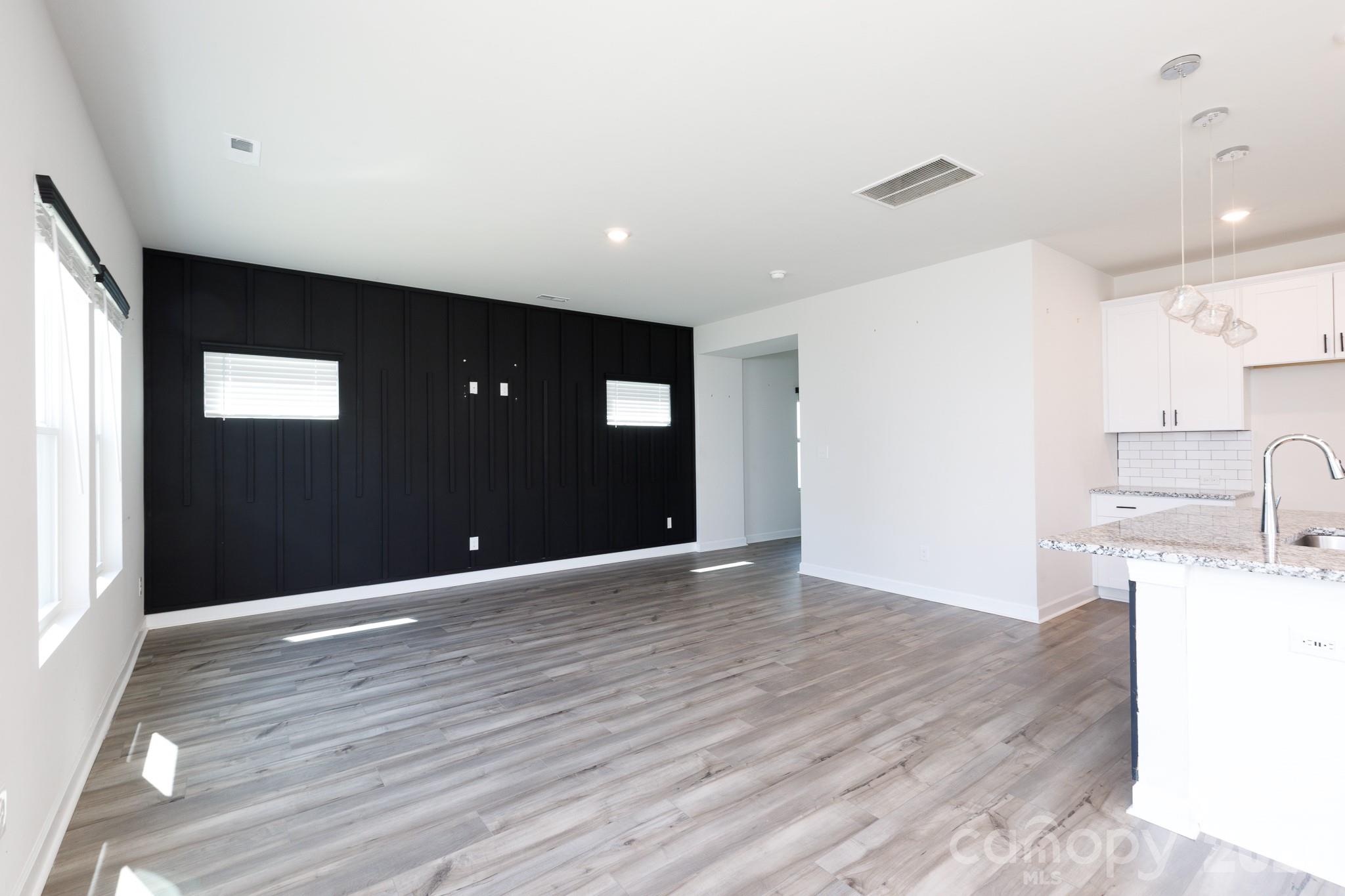 Anniston Chase - Residential
