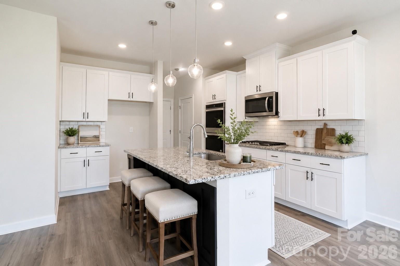 Anniston Chase - Residential