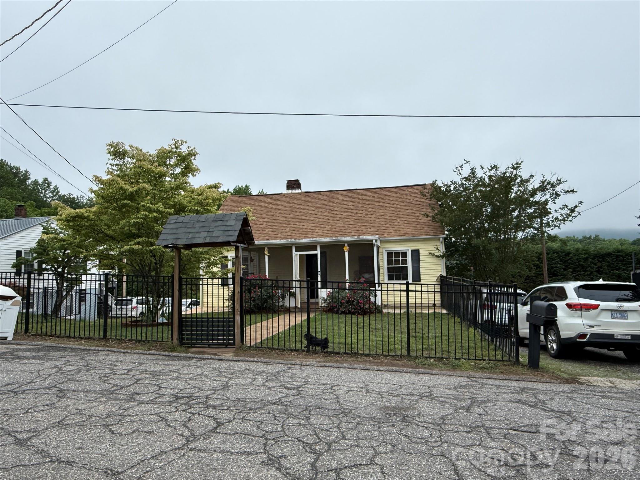 Nice 1.25 story home with basement in Valdese.  LVP floors, granite countertops and stainless steel appliances. Fenced front yard and backyard.