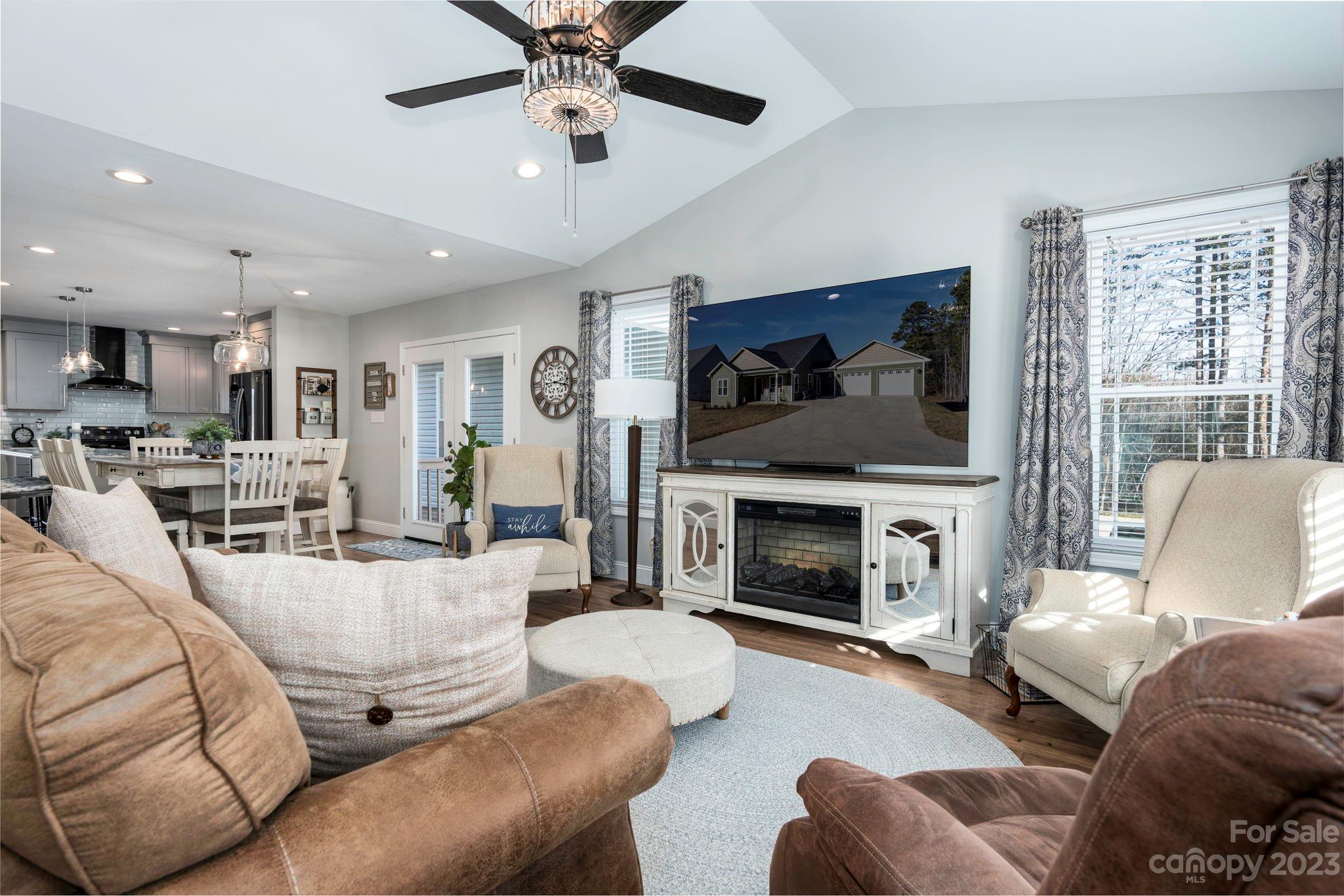 Willow Oaks - Residential