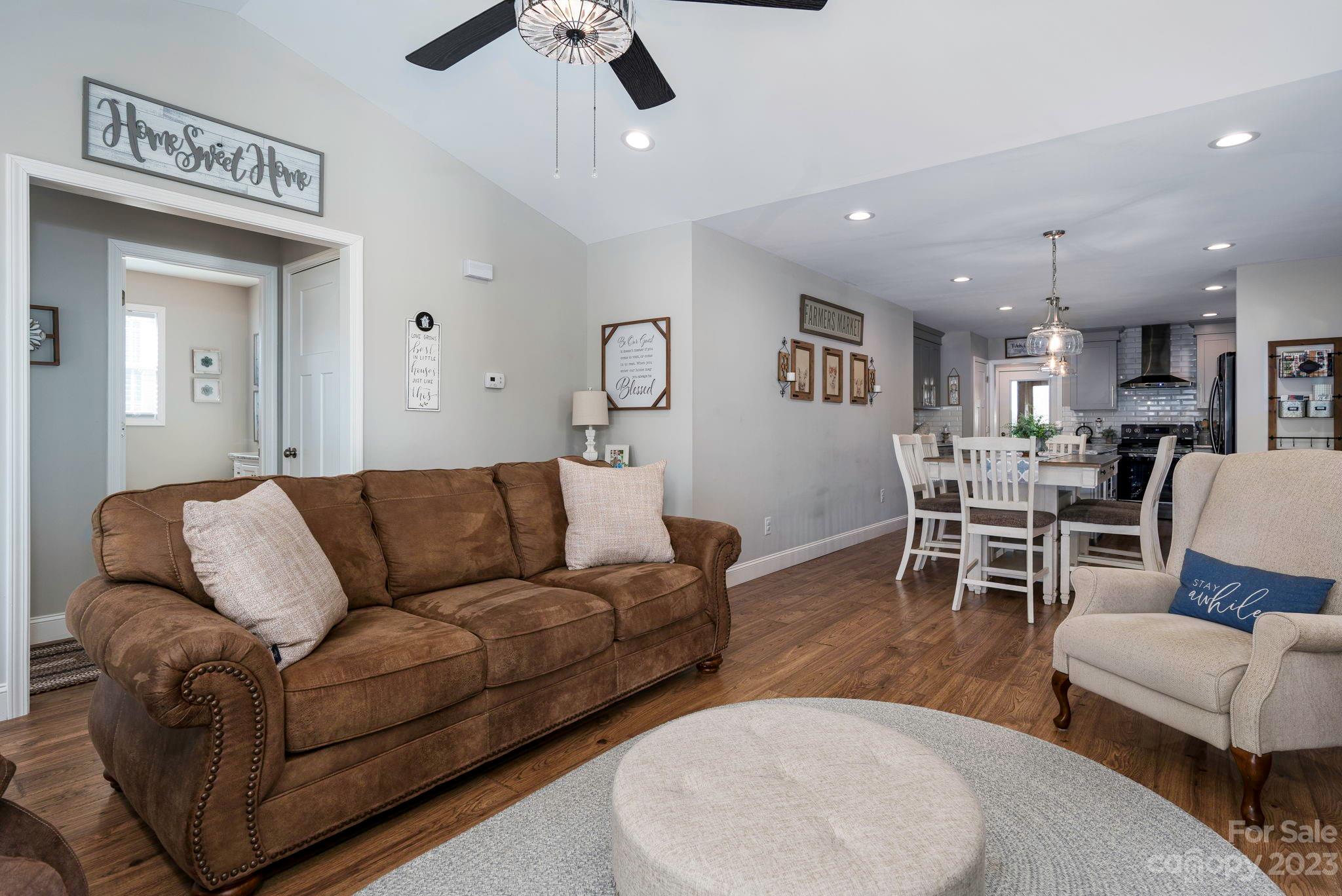 Willow Oaks - Residential