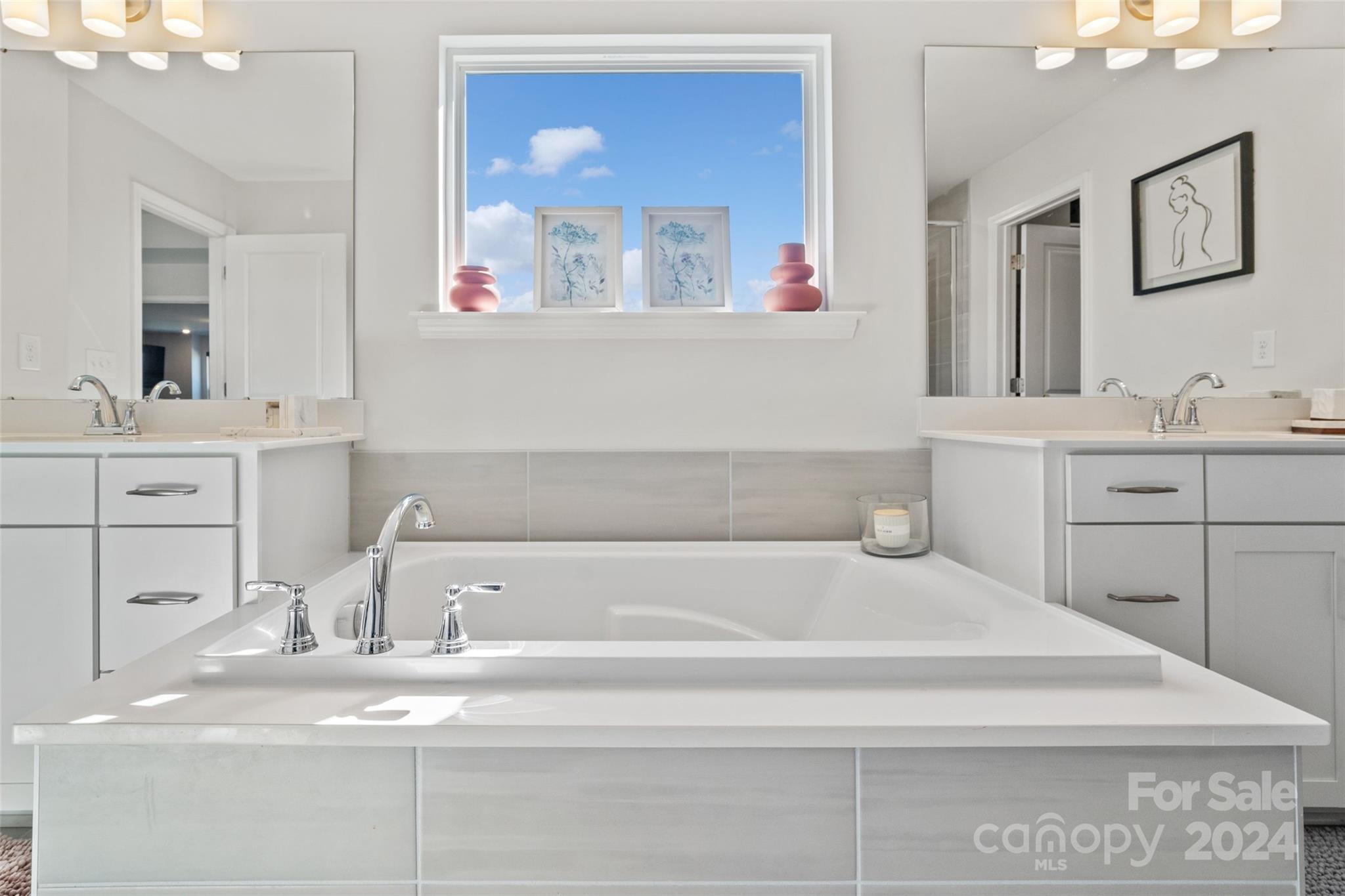 Paddlers Cove - Residential