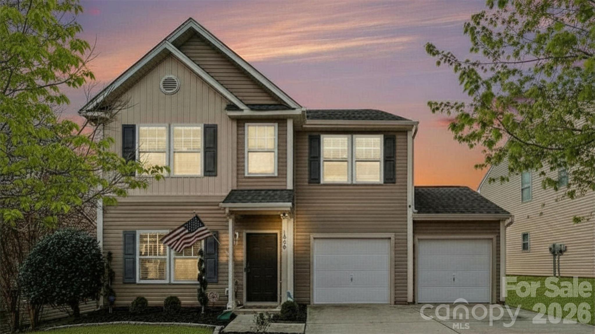 Newport Lakes - Residential