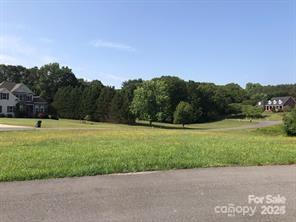 HUNTERS POINTe - Land