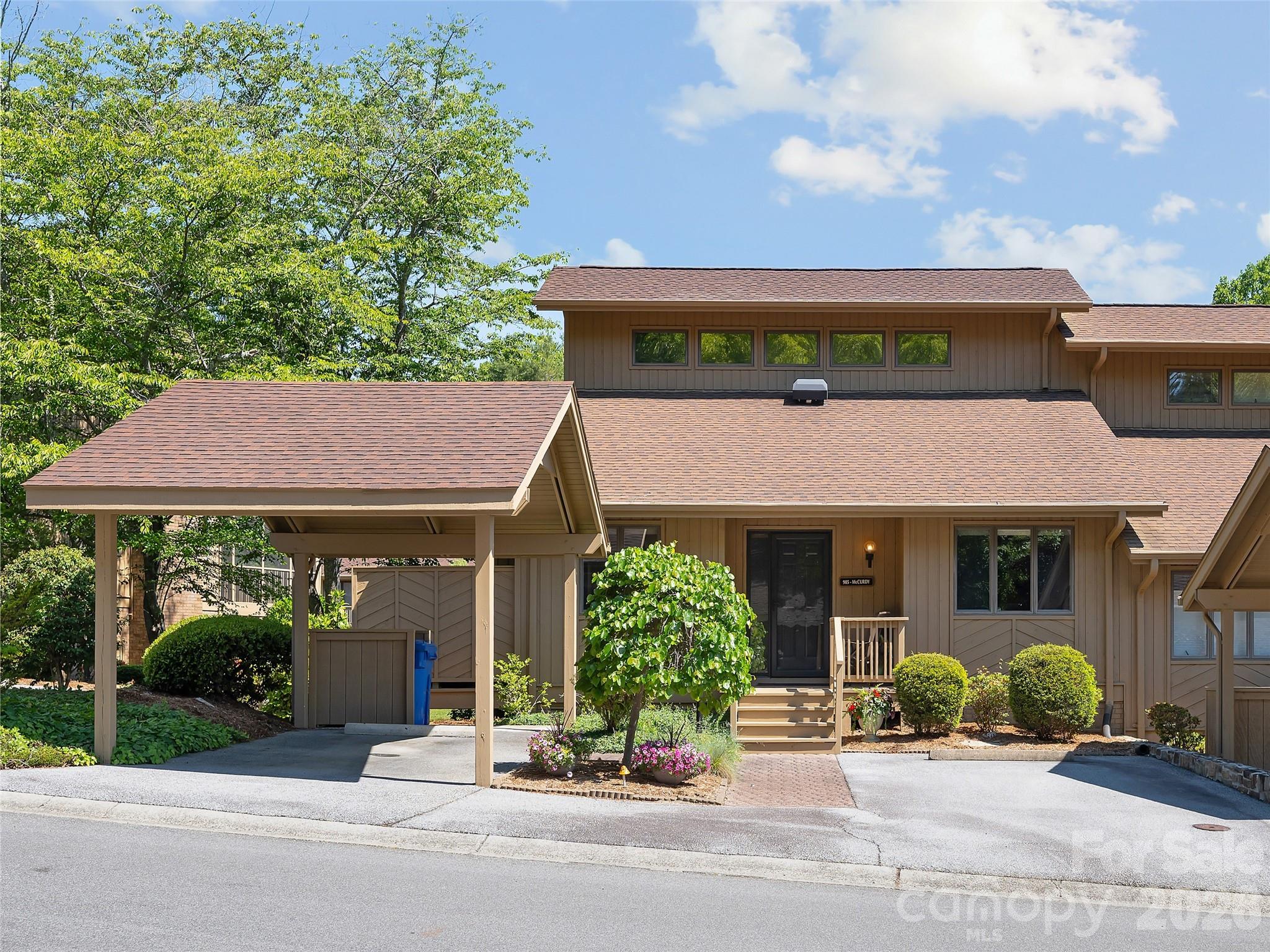 The Oaks - Residential