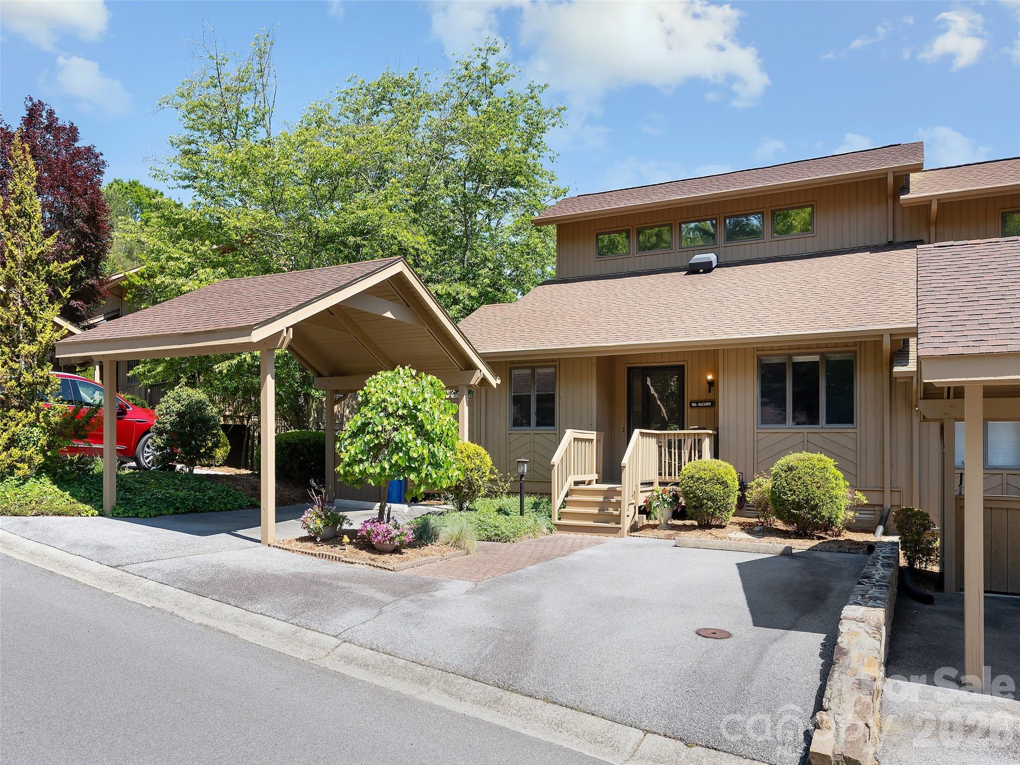 The Oaks - Residential