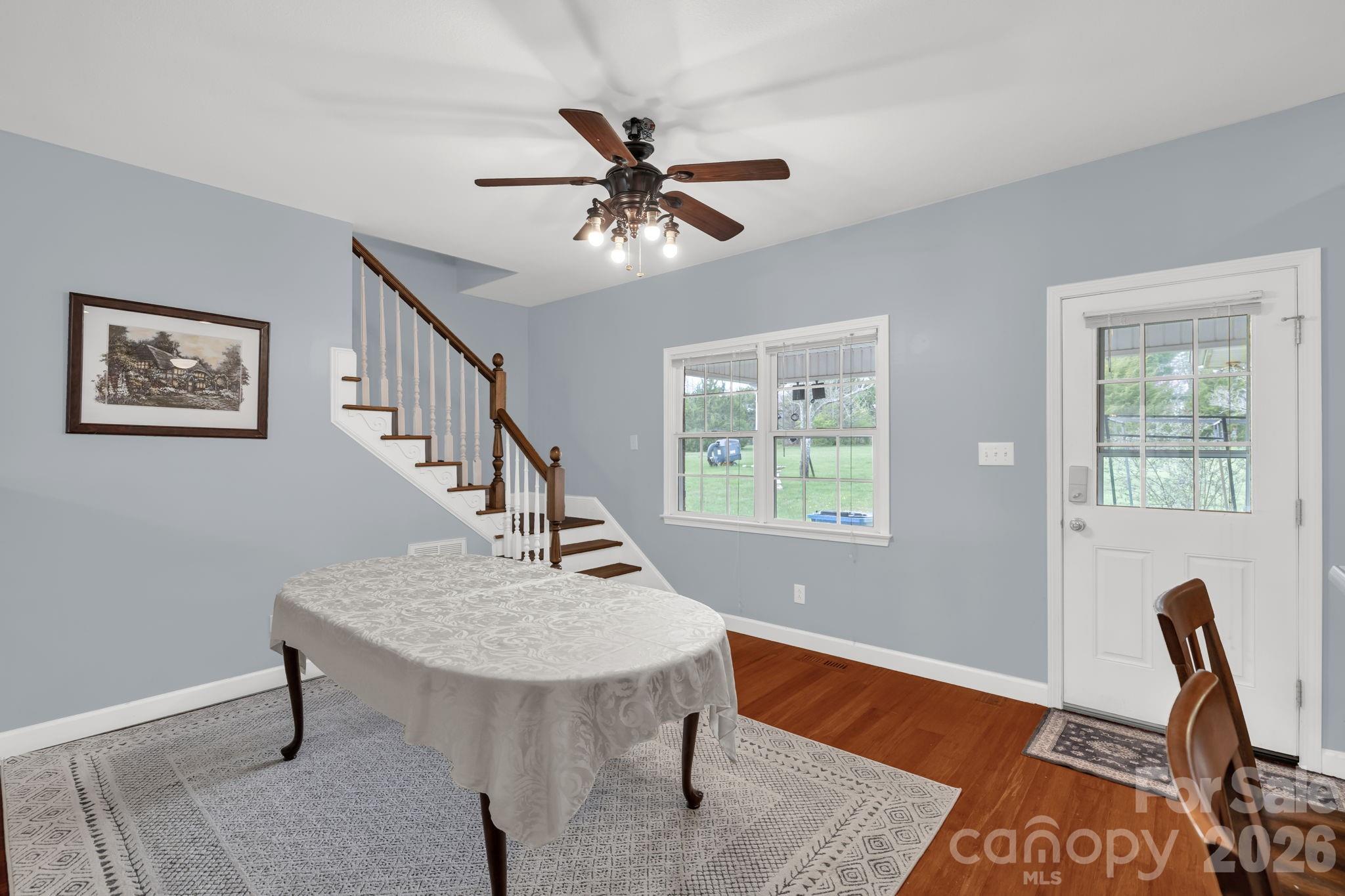 STERLING OAKS - Residential
