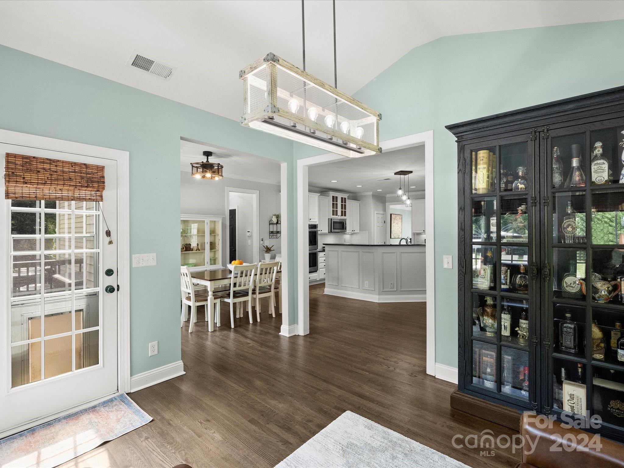 Oakton - Residential